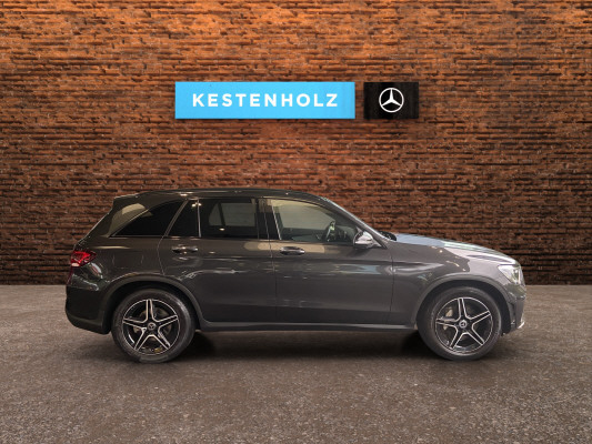 MERCEDES-BENZ GLC 300 d AMG Line 4Matic-showroom-element-2