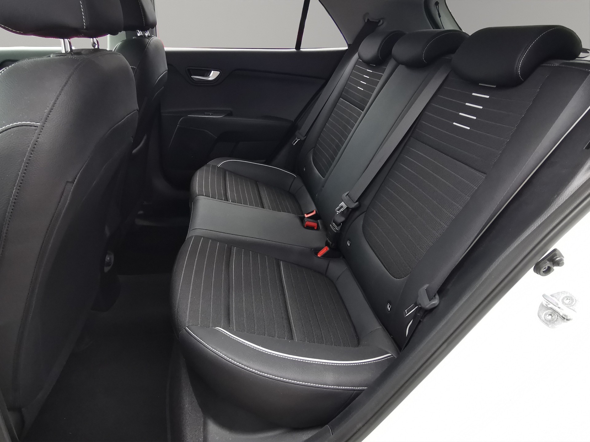 KIA Rio 1.0 T-GDi GT-Line-image-7