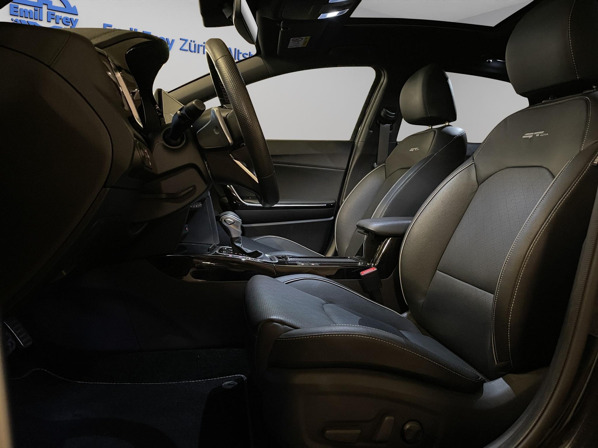 KIA Ceed 1.5 T-GDi MHEV GT-Line-image-15