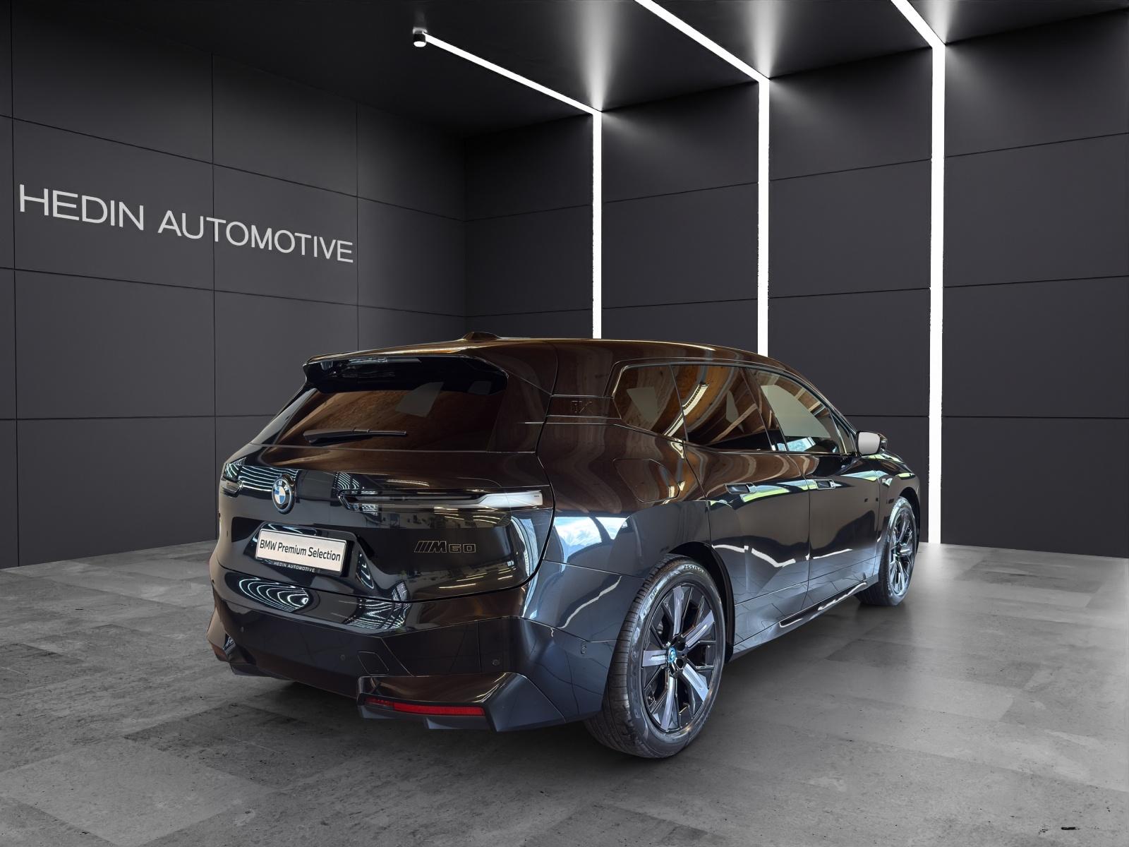 BMW iX M60-image-4