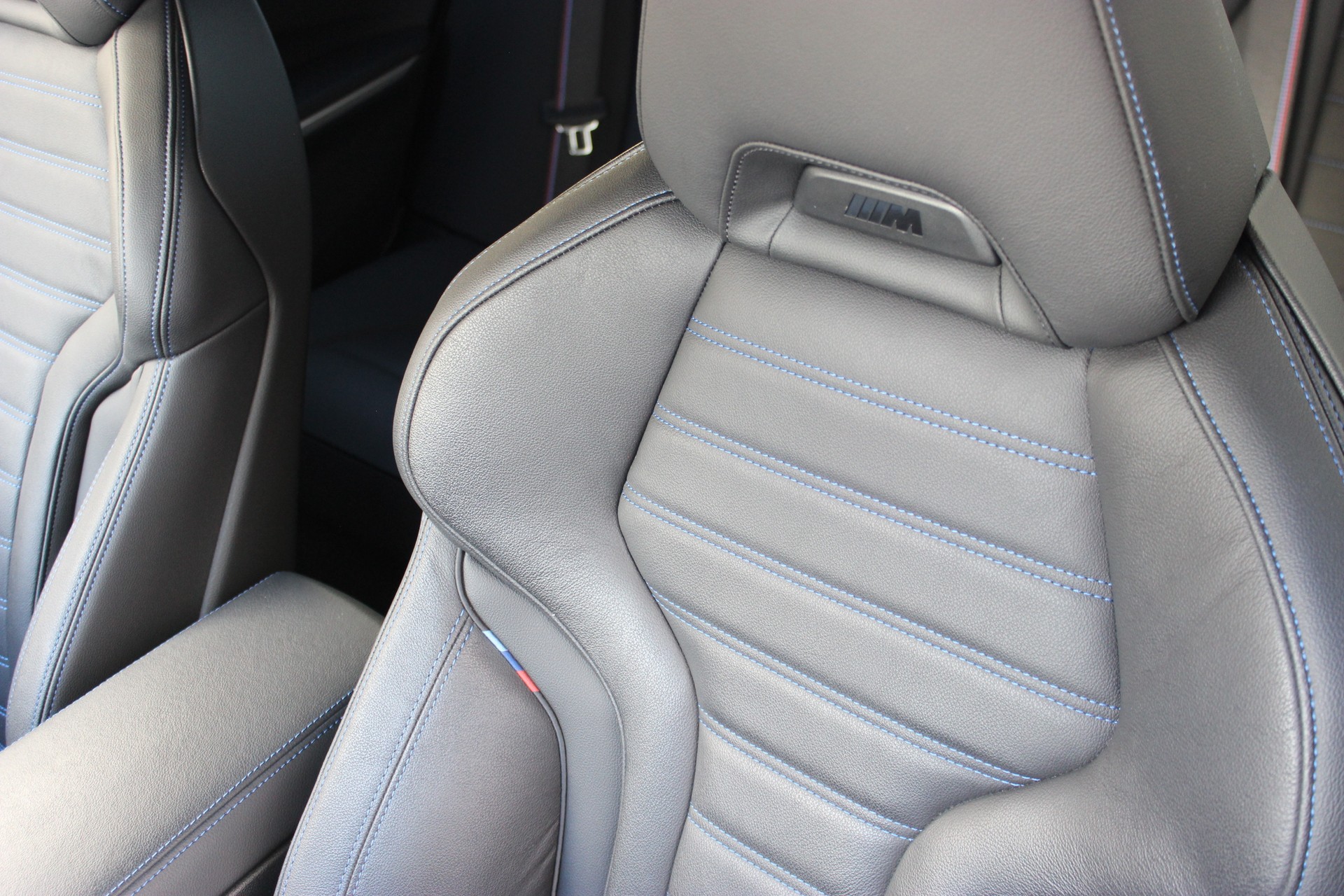 BMW M340i xDrive 48V Touring M Sport Pro *BROOKLYN GRAU METALLIC*-image-23
