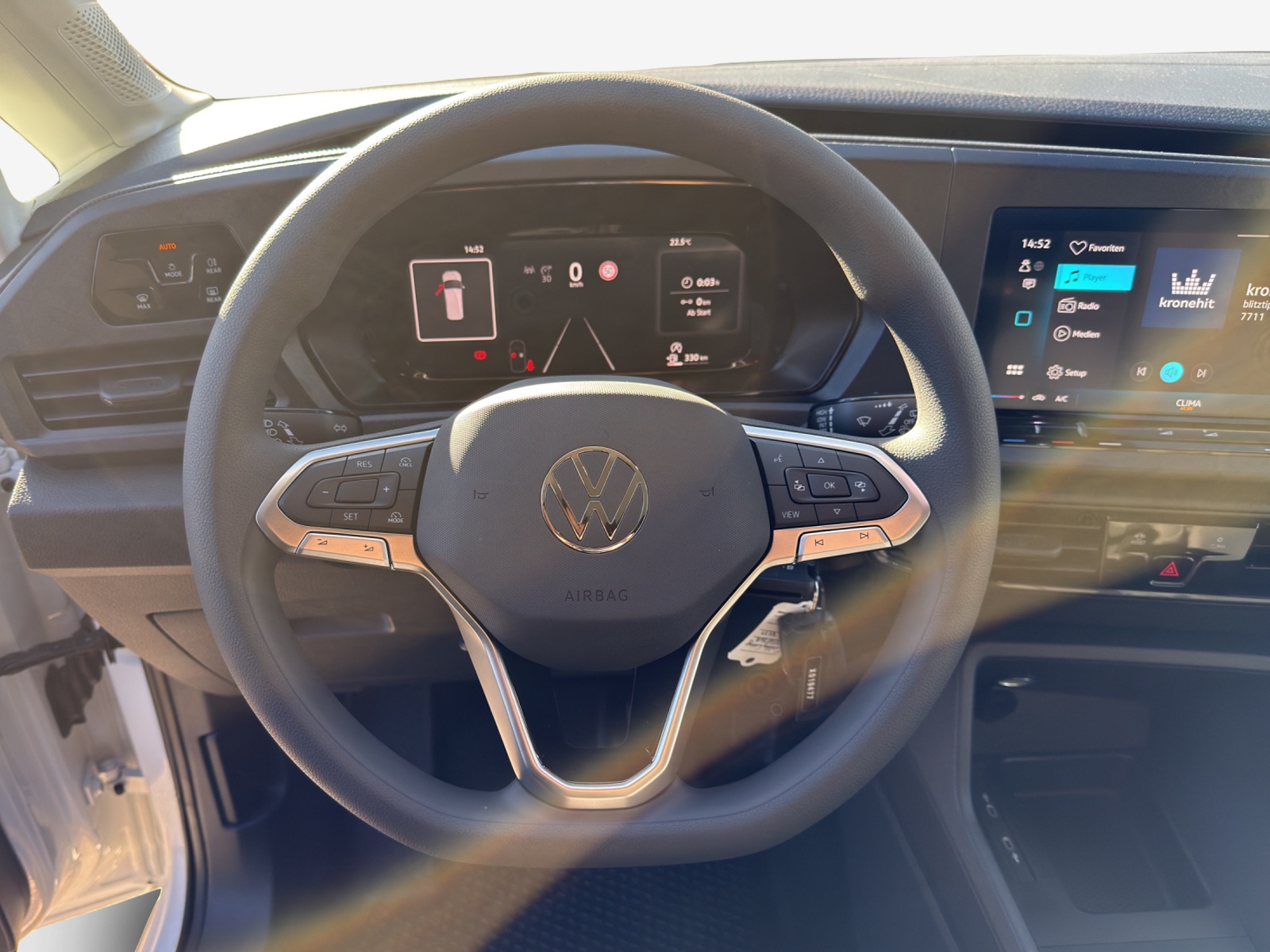 VW Caddy Cargo 2.0TDI Maxi 4Motion-image-14
