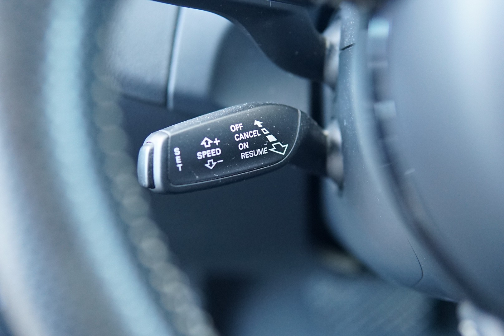AUDI 2.0 TDI quattro S-Tronic-image-11