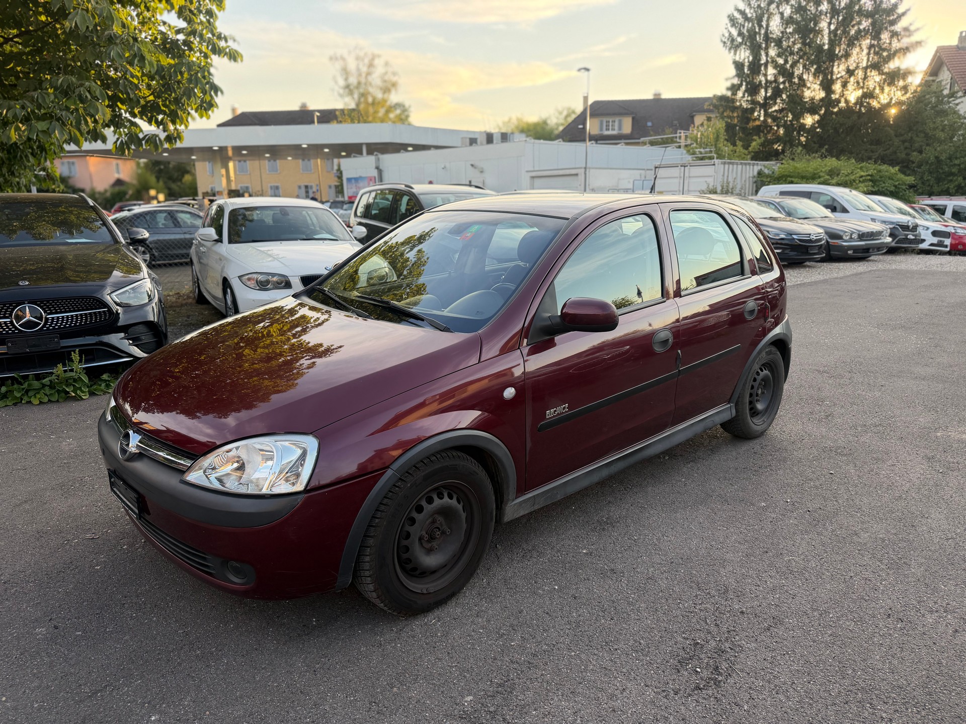 OPEL Corsa 1.4 16V Comfort-image-1