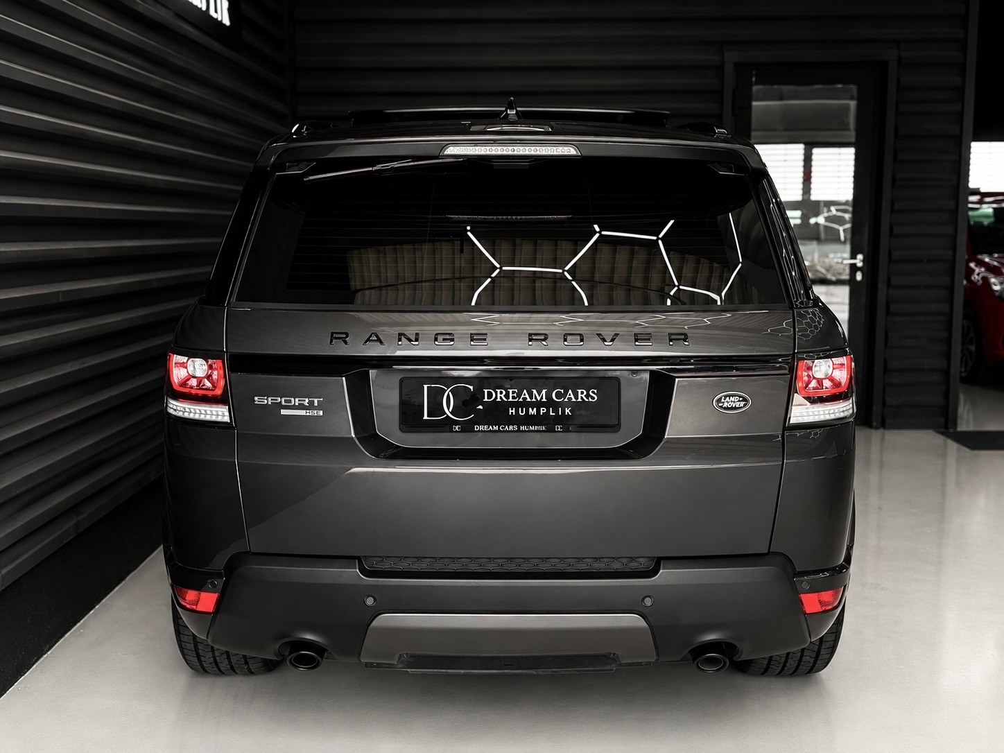 LAND ROVER Range Rover Sport 3.0 TDV6 HSE Dynamic Automatic-image-6