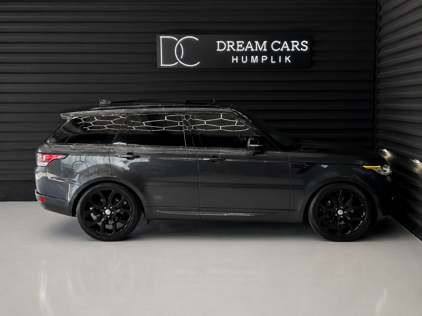 LAND ROVER Range Rover Sport 3.0 TDV6 HSE Dynamic Automatic-image-7