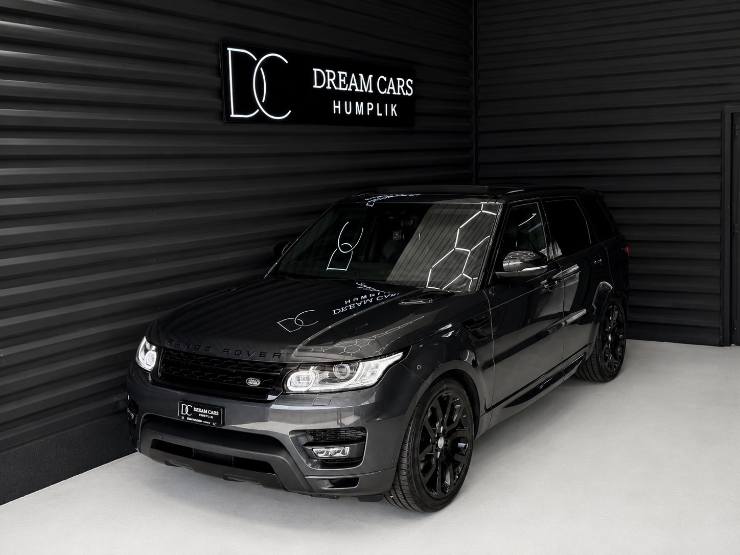 LAND ROVER Range Rover Sport 3.0 TDV6 HSE Dynamic Automatic-image-0