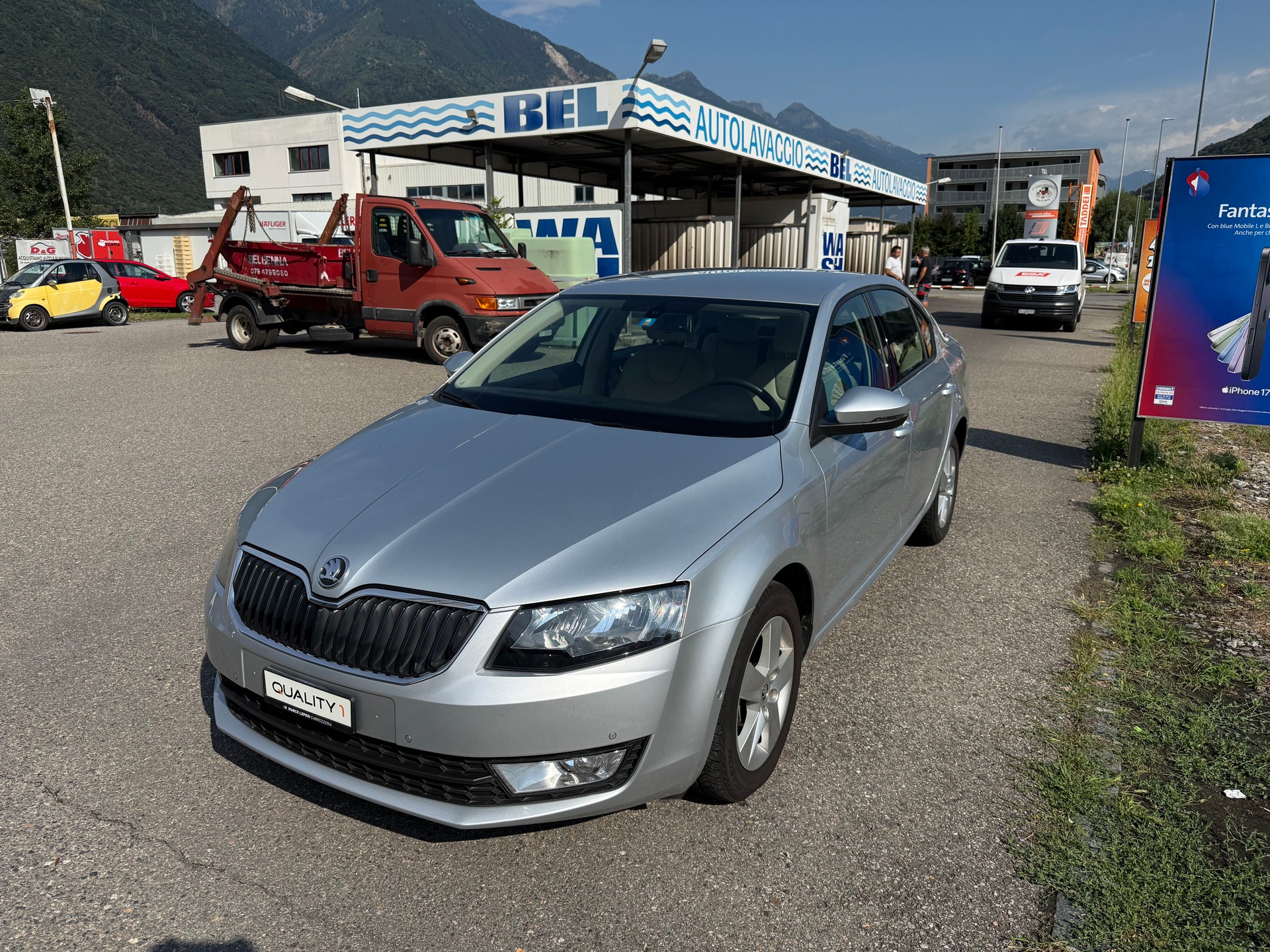SKODA Octavia 1.8 TSI Ambition DSG-image-3