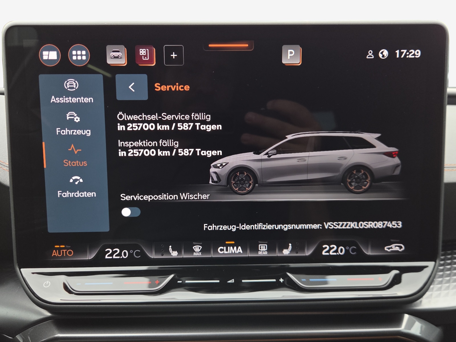 CUPRA LEON ST 1.5 eTSI DSG-image-14