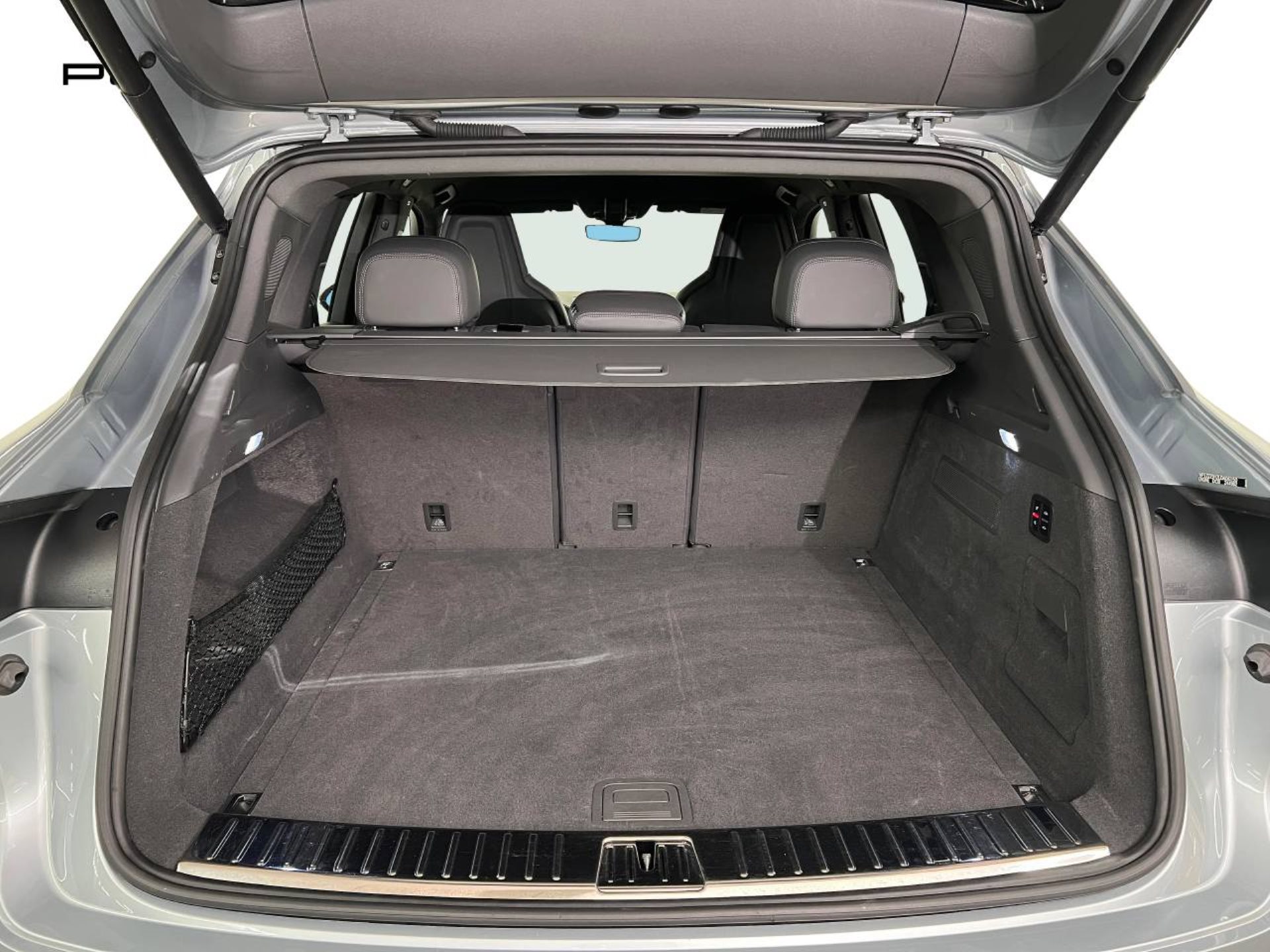 PORSCHE Cayenne-image-13