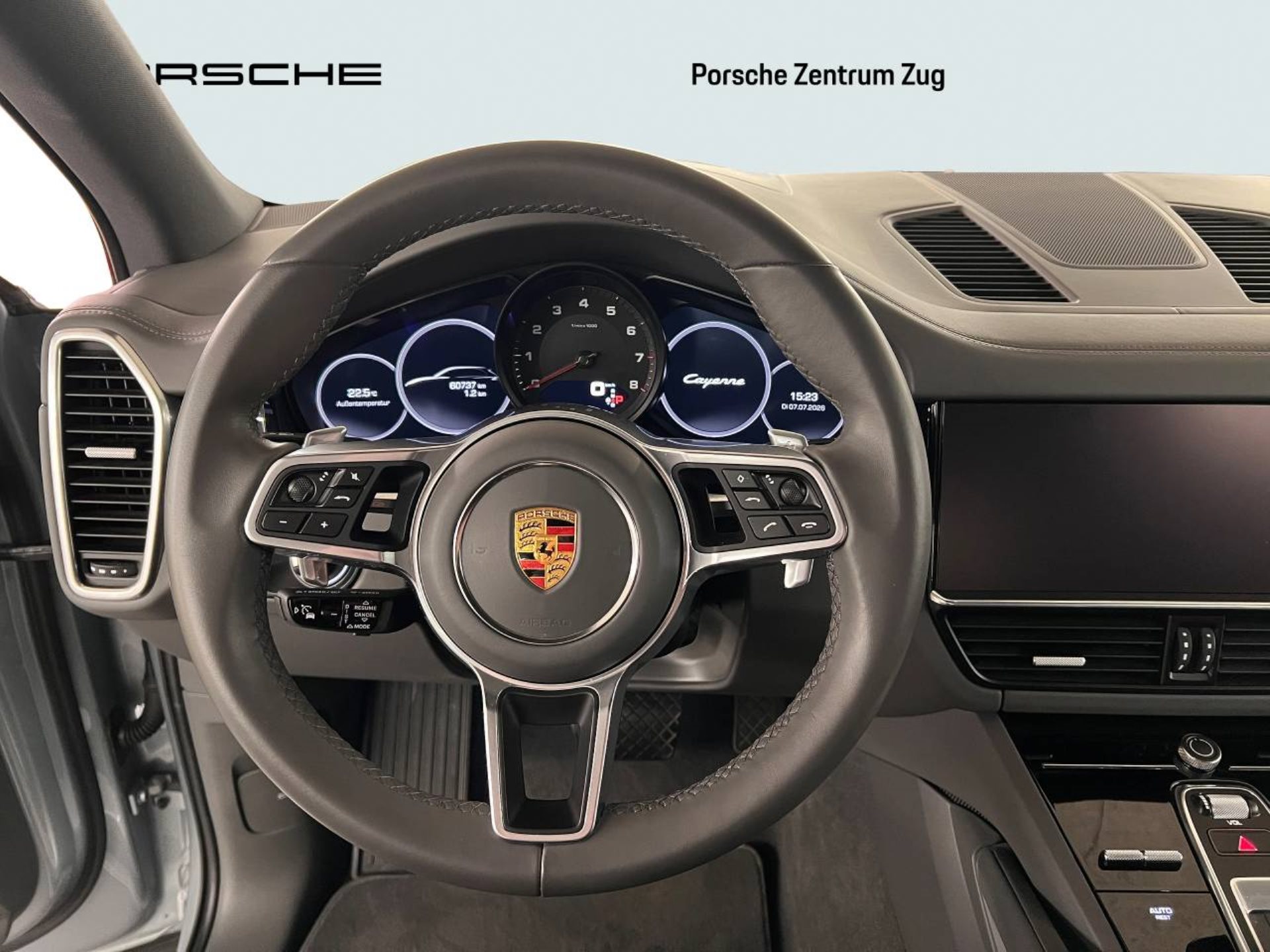 PORSCHE Cayenne-image-15