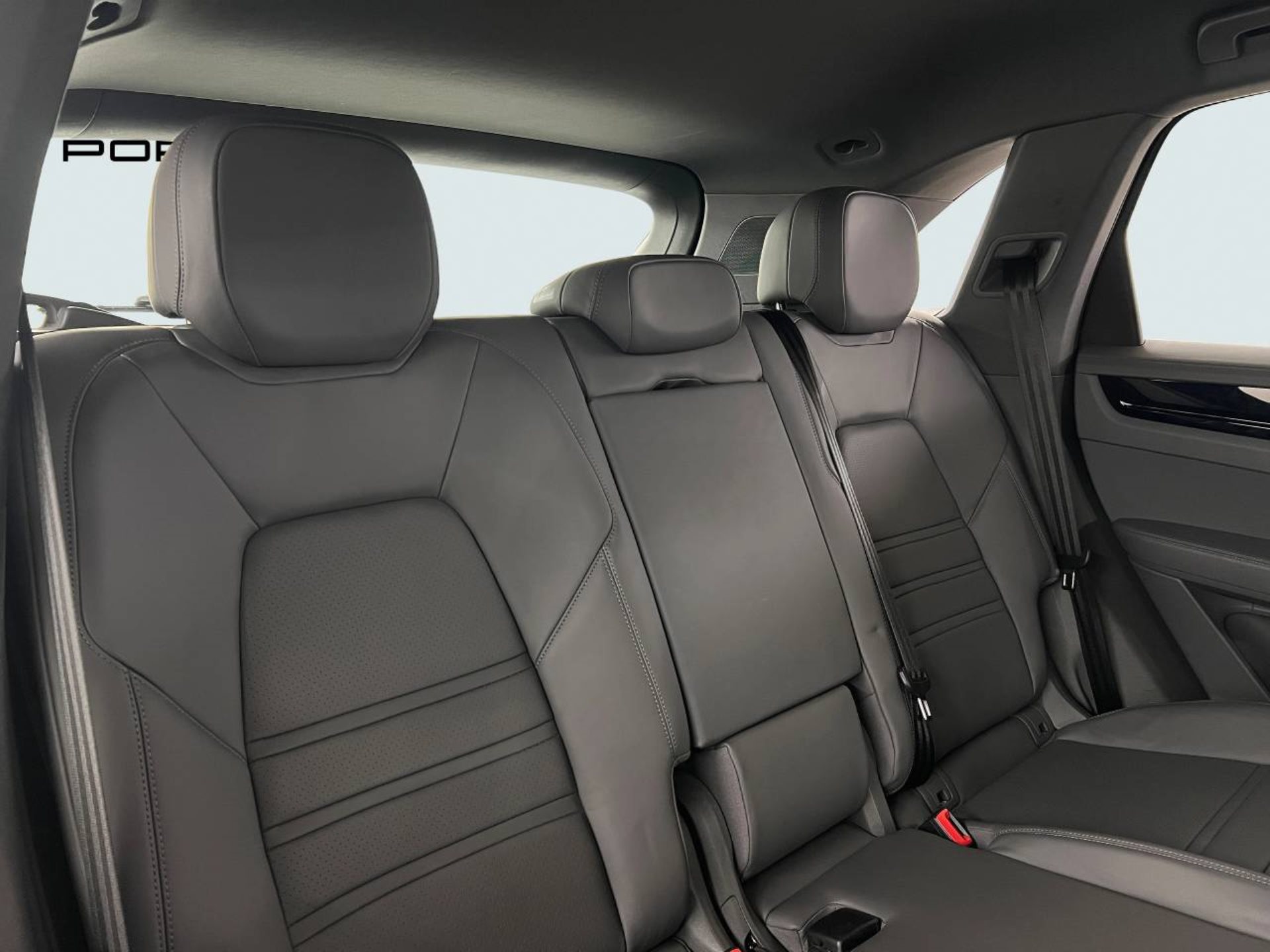 PORSCHE Cayenne-image-23