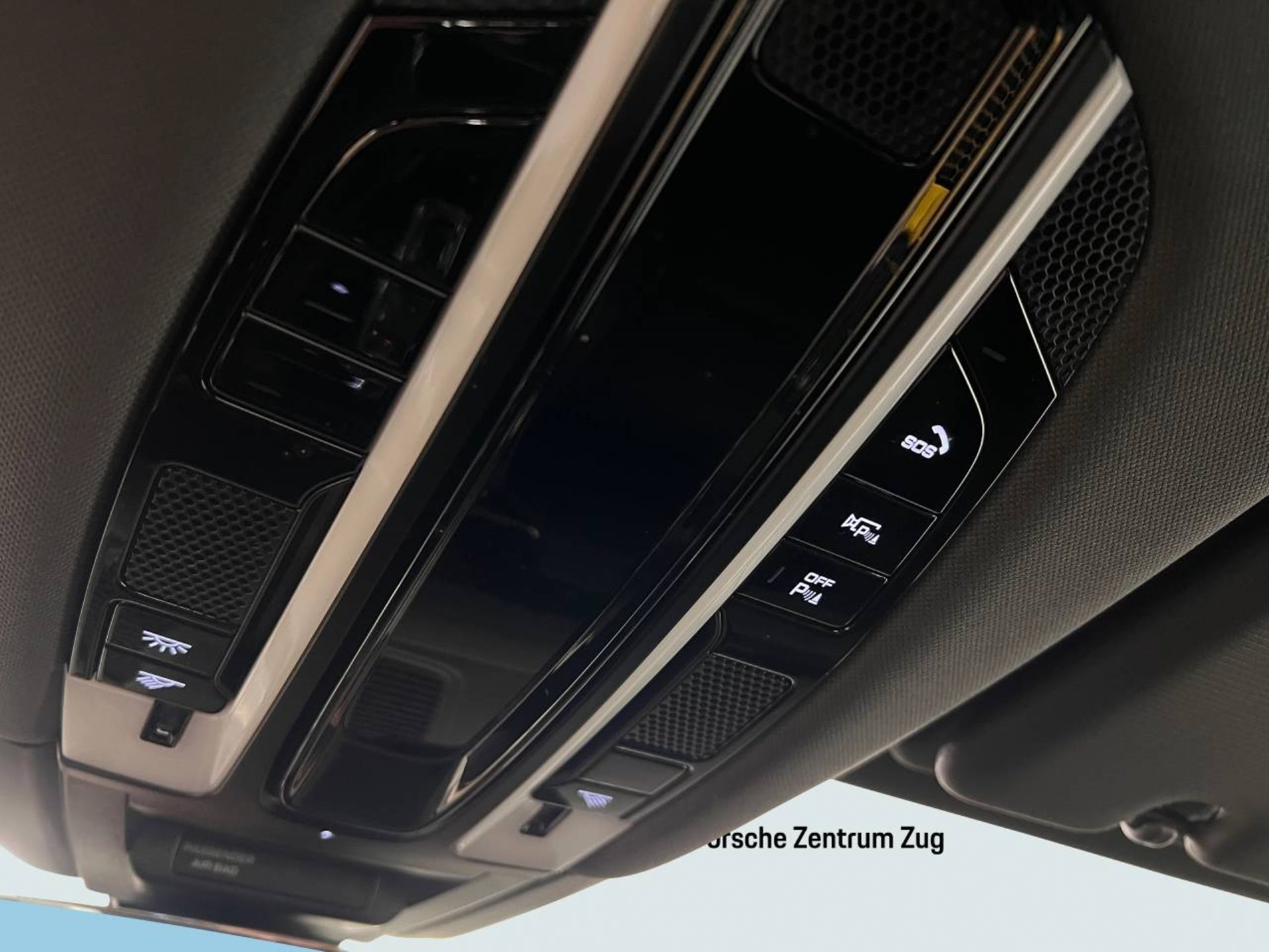 PORSCHE Cayenne-image-26