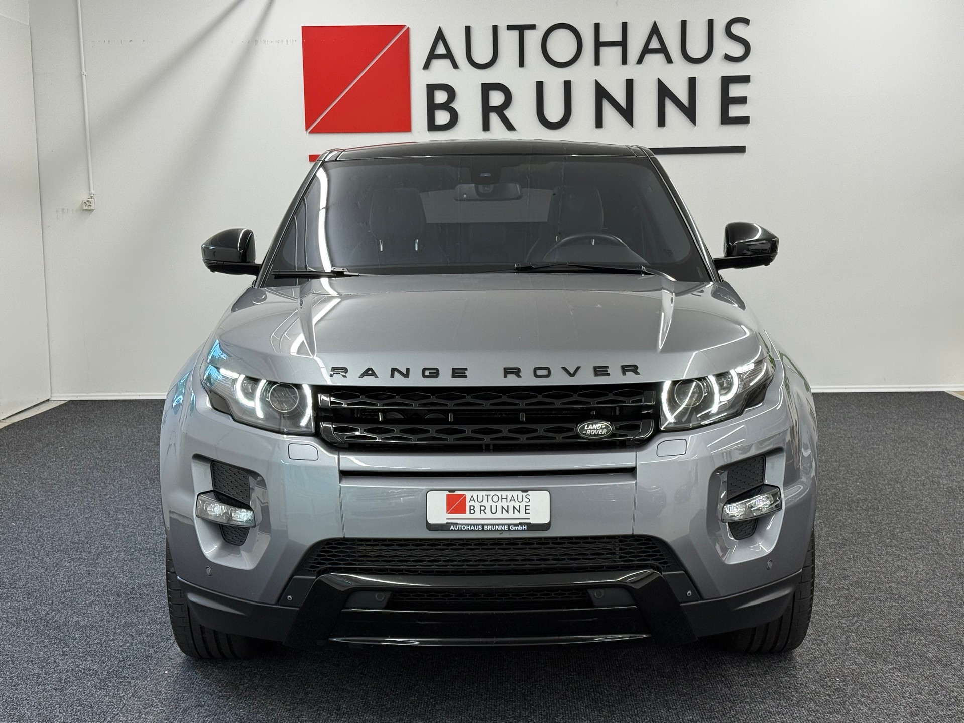 LAND ROVER Range Rover Evoque 2.0 Si4 Dynamic AT9-showroom-element-1