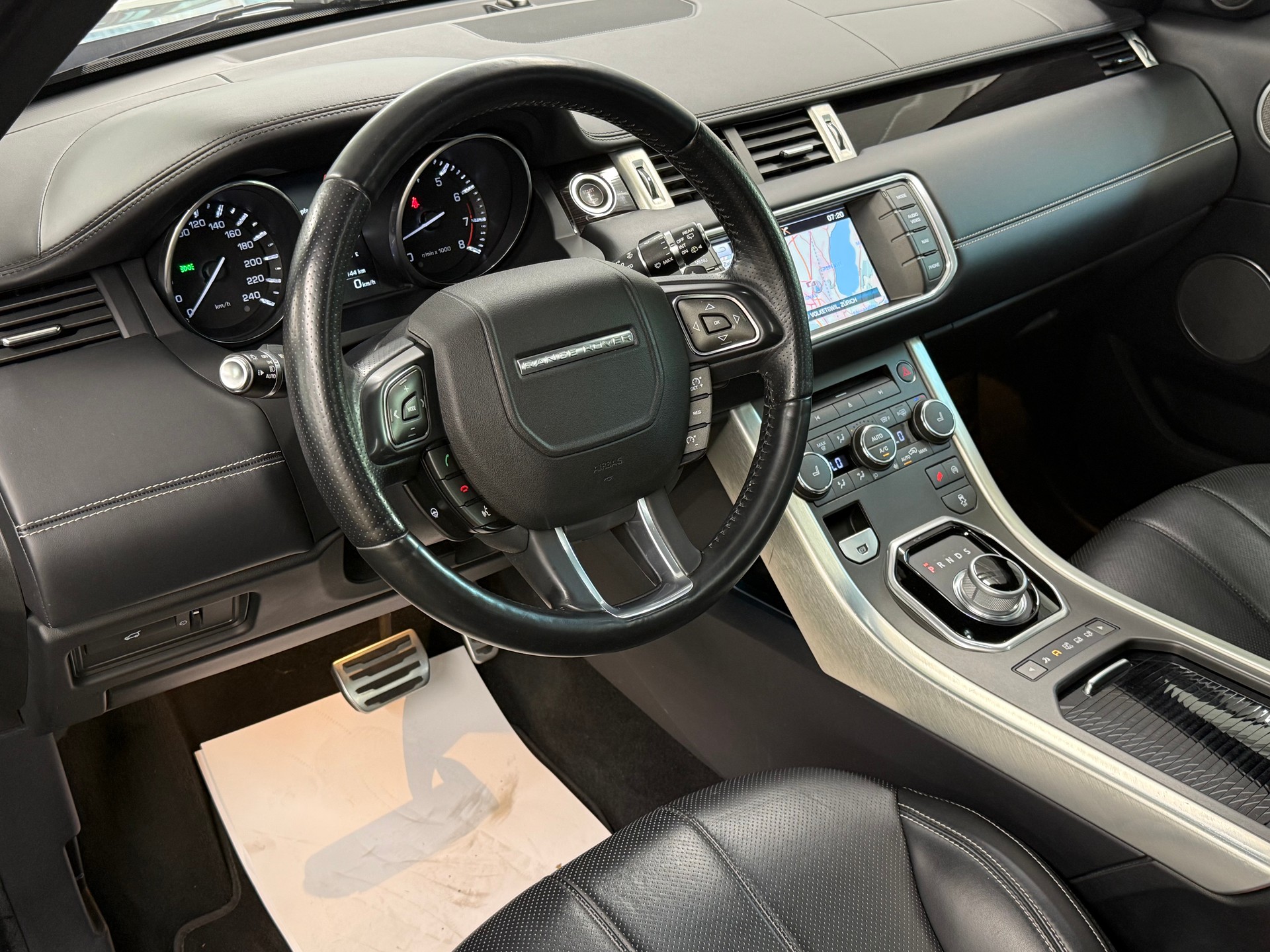 LAND ROVER Range Rover Evoque 2.0 Si4 Dynamic AT9-image-14