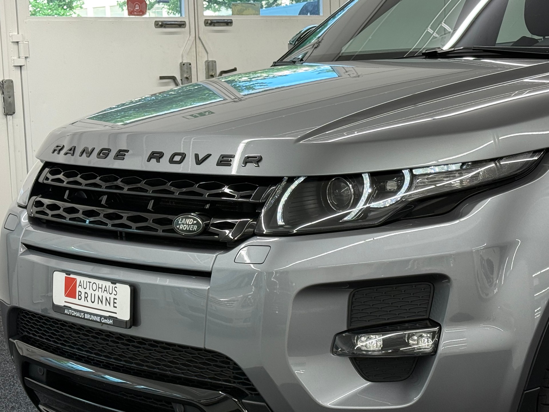 LAND ROVER Range Rover Evoque 2.0 Si4 Dynamic AT9-image-10
