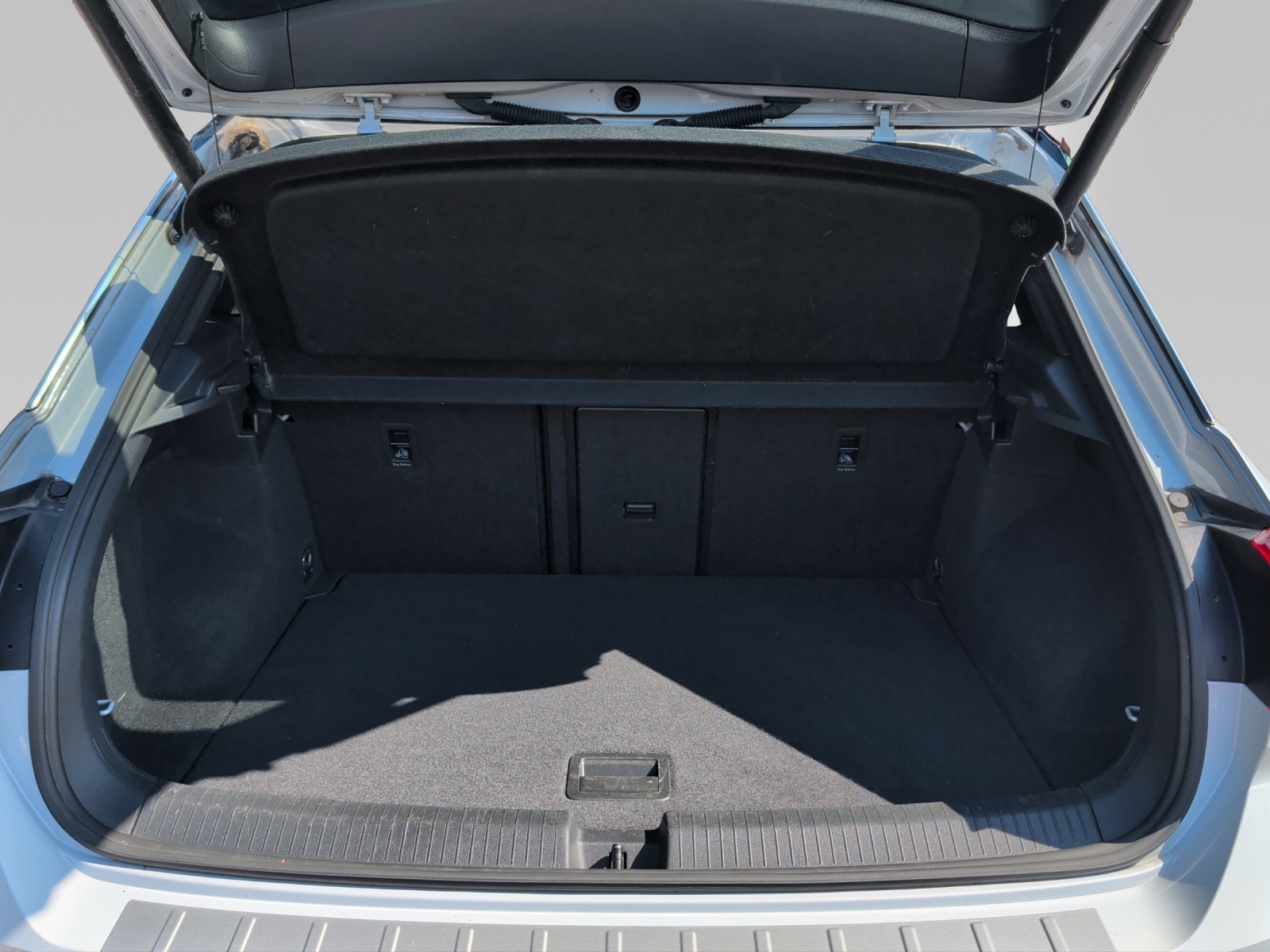 VW T-Roc 2.0 TSI Sport DSG 4Motion-image-11