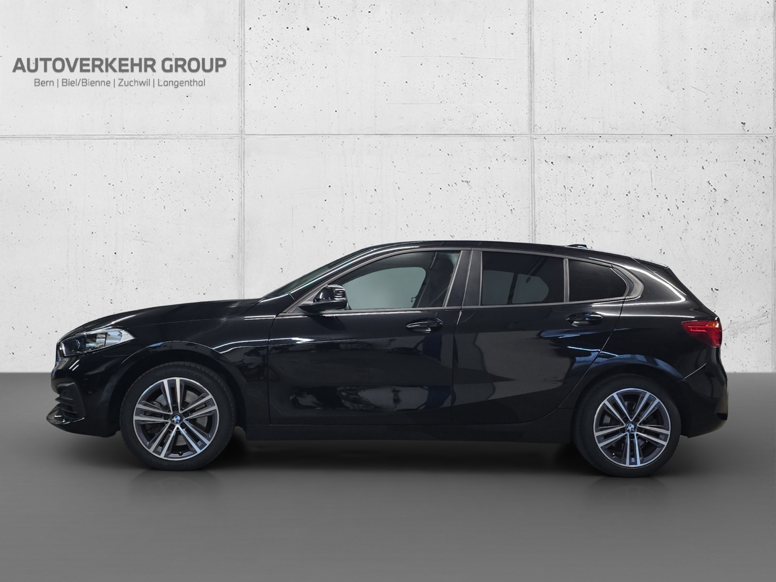 BMW 120i Steptronic-image-1