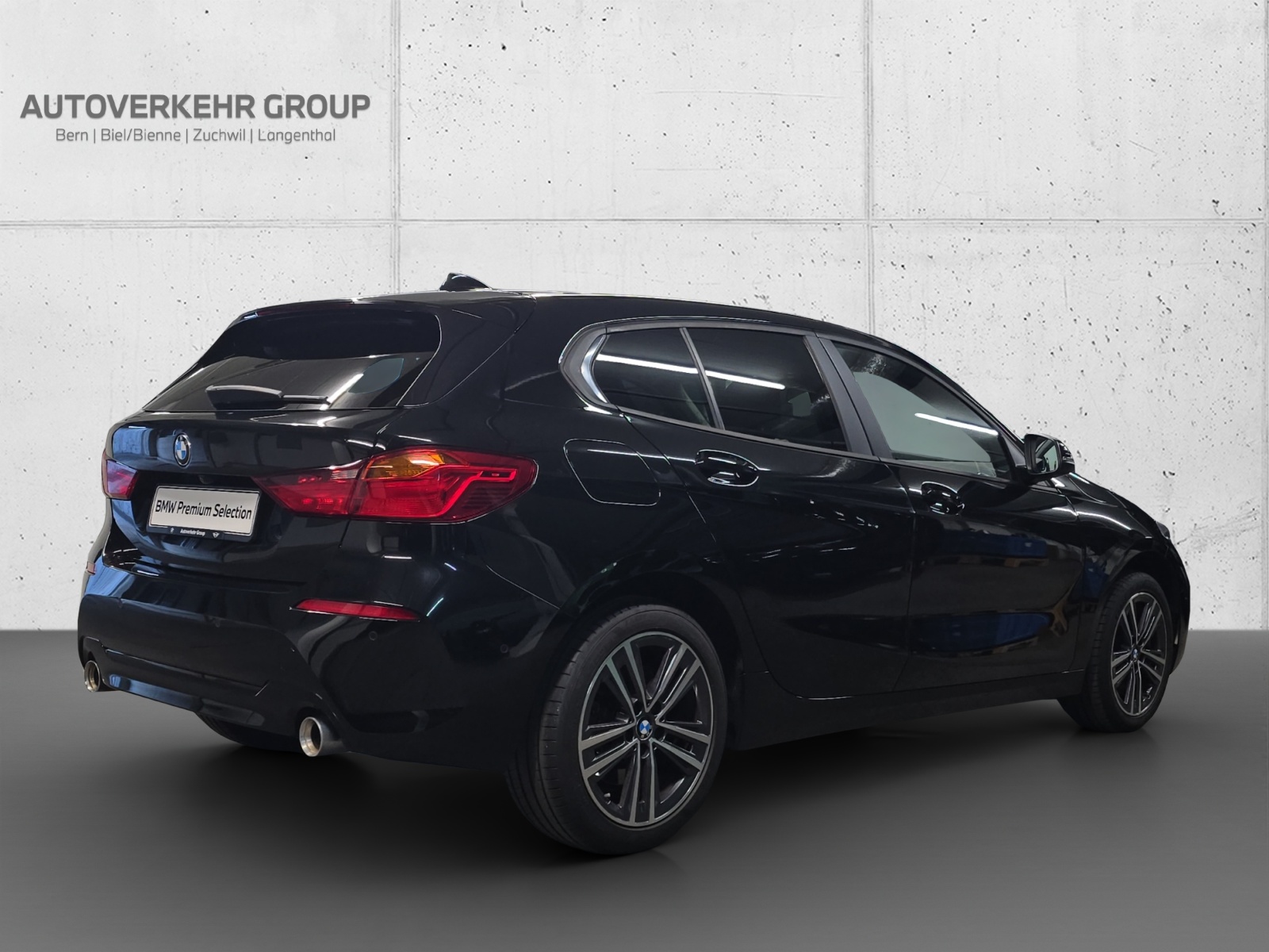 BMW 120i Steptronic-image-4