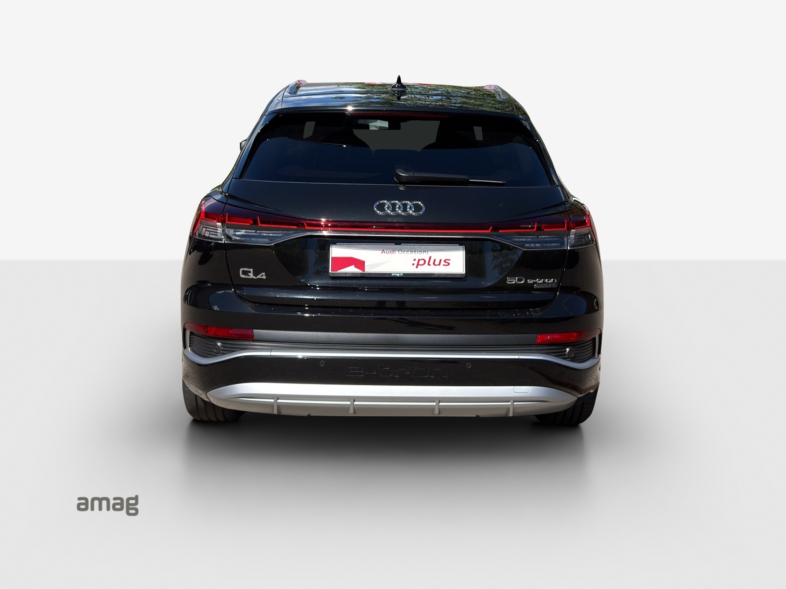 AUDI Q4 e-tron 50 quattro-image-4