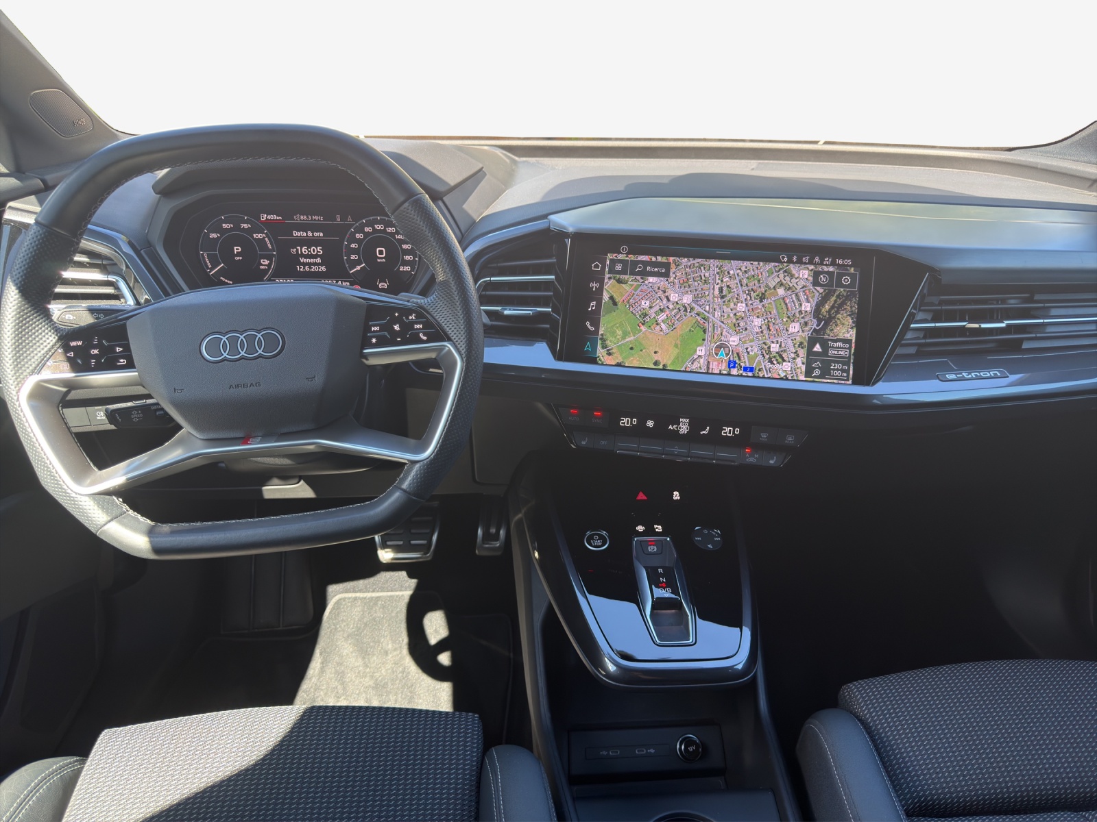 AUDI Q4 e-tron 50 quattro-image-9