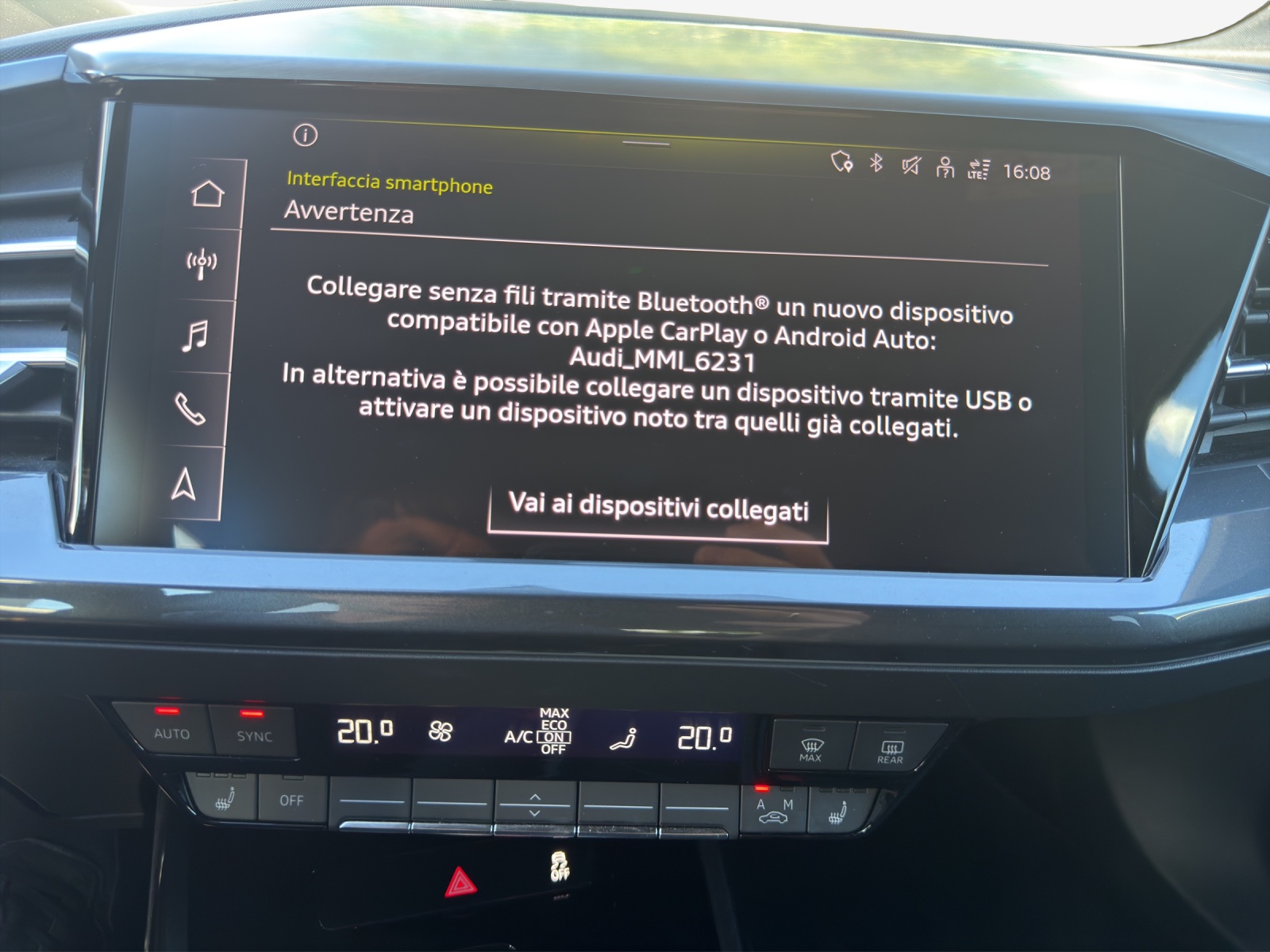 AUDI Q4 e-tron 50 quattro-image-15