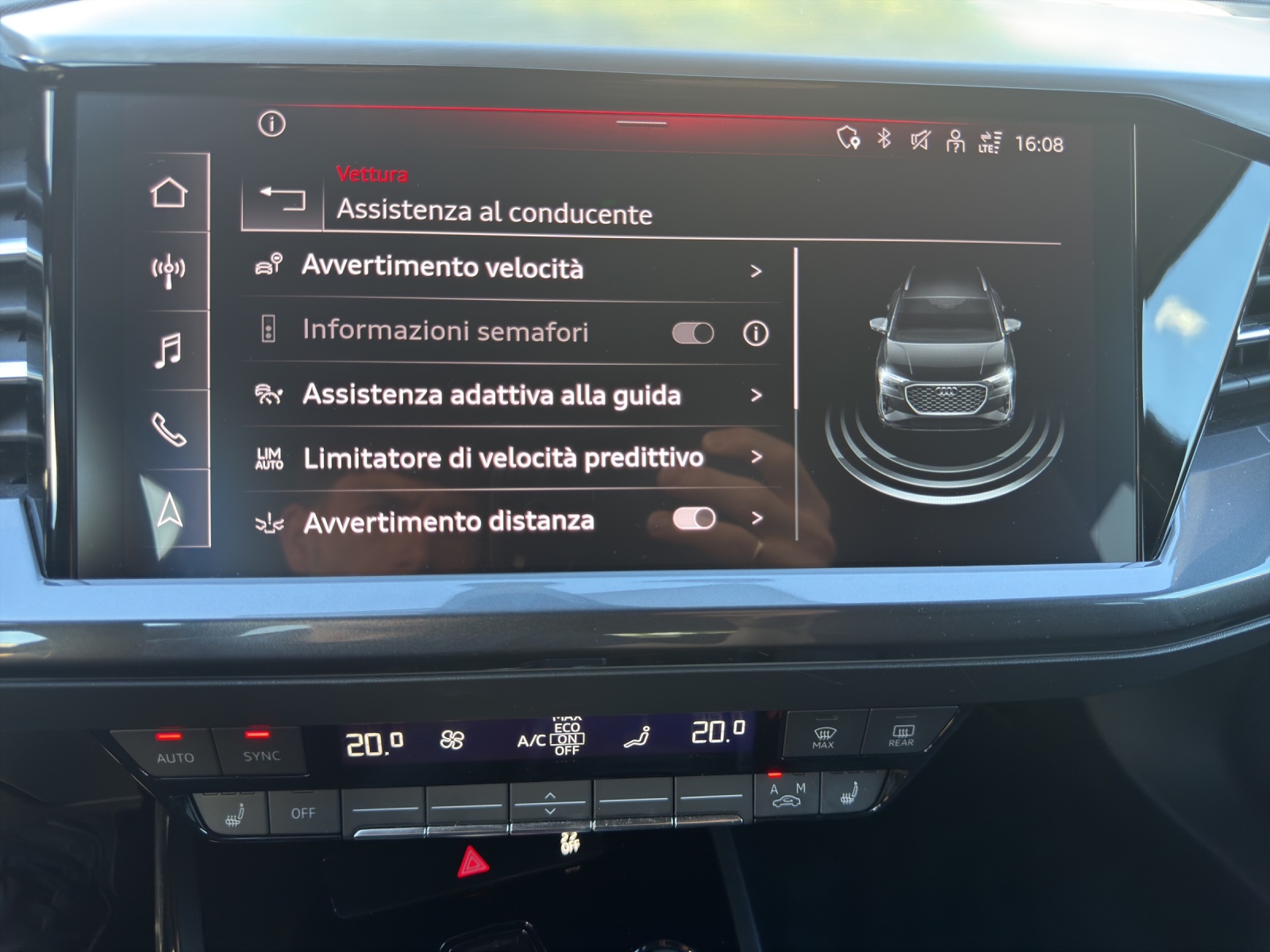 AUDI Q4 e-tron 50 quattro-image-16