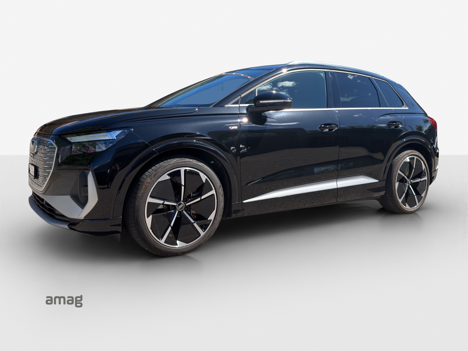 AUDI Q4 e-tron 50 quattro