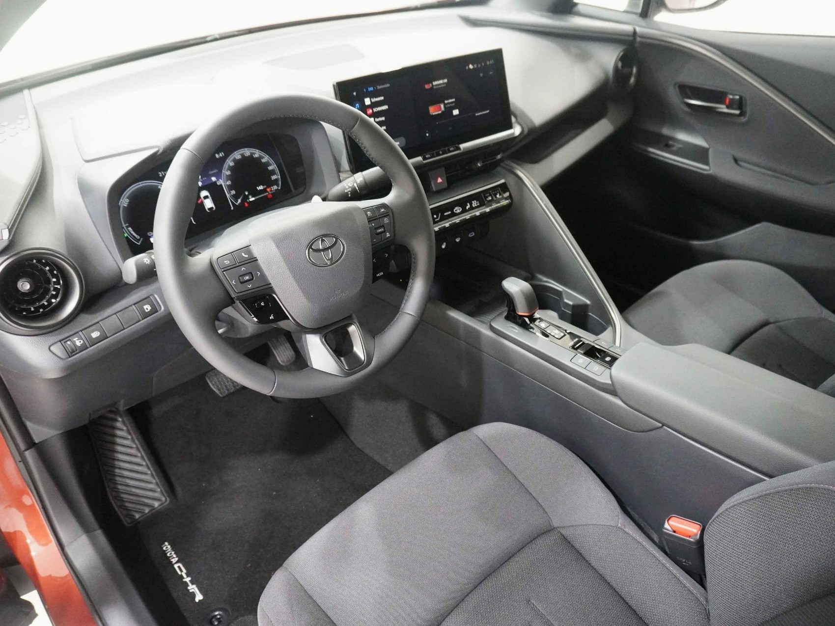 TOYOTA C-HR 2.0 PHEV Swiss Edition ** inkl. 8-Fach Bereifung **-image-7