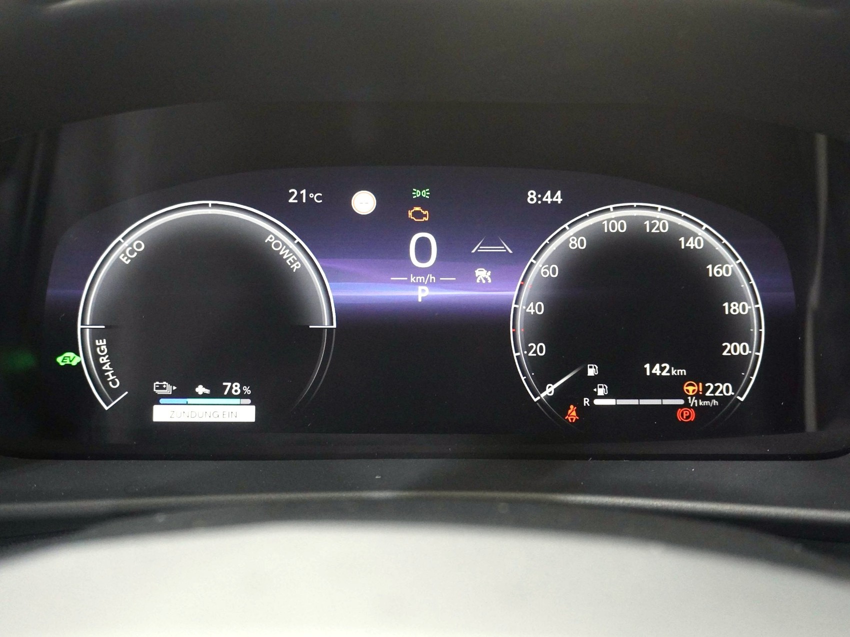 TOYOTA C-HR 2.0 PHEV Swiss Edition ** inkl. 8-Fach Bereifung **-image-10