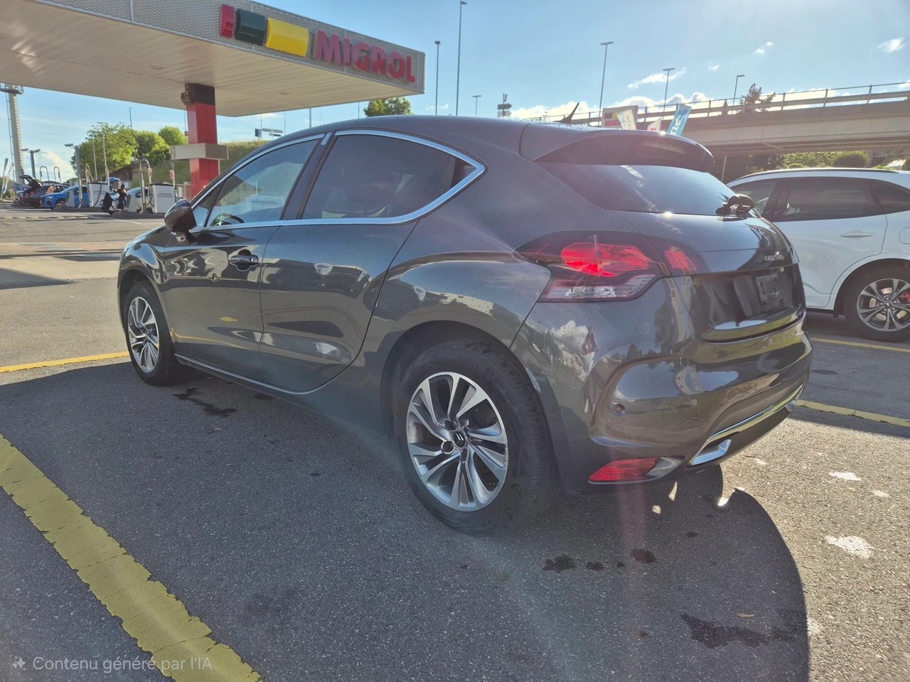 DS AUTOMOBILES DS4 1.6 e-HDi So Chic EGS-image-2