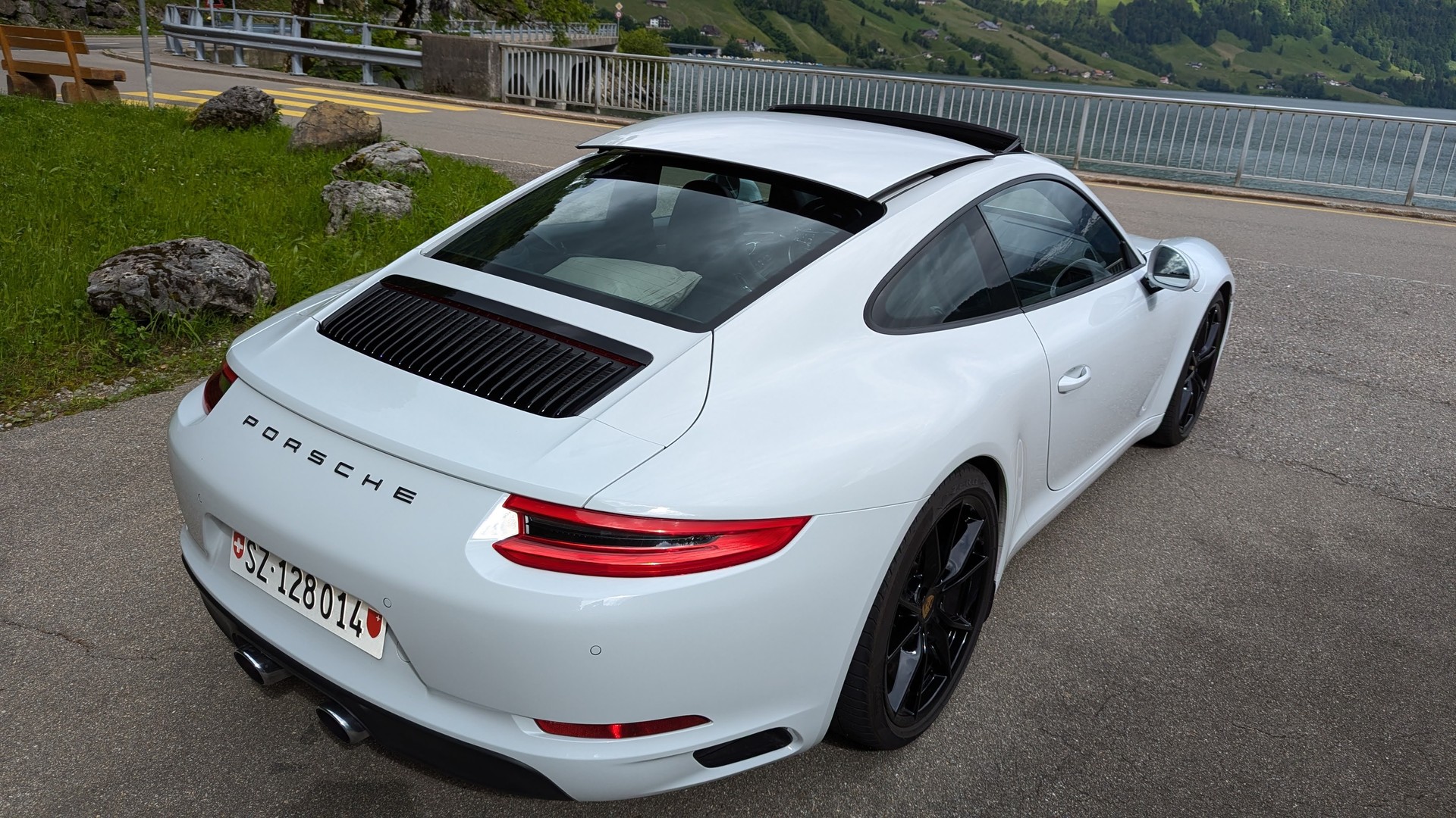 PORSCHE 3.0 Carrera S PDK-image-3