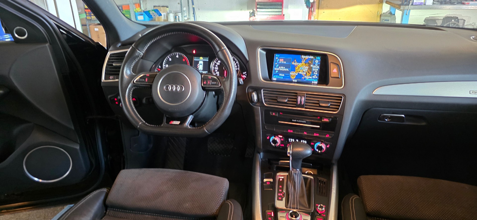 AUDI Q5 3.0 TDI clean quattro S-tronic-image-4