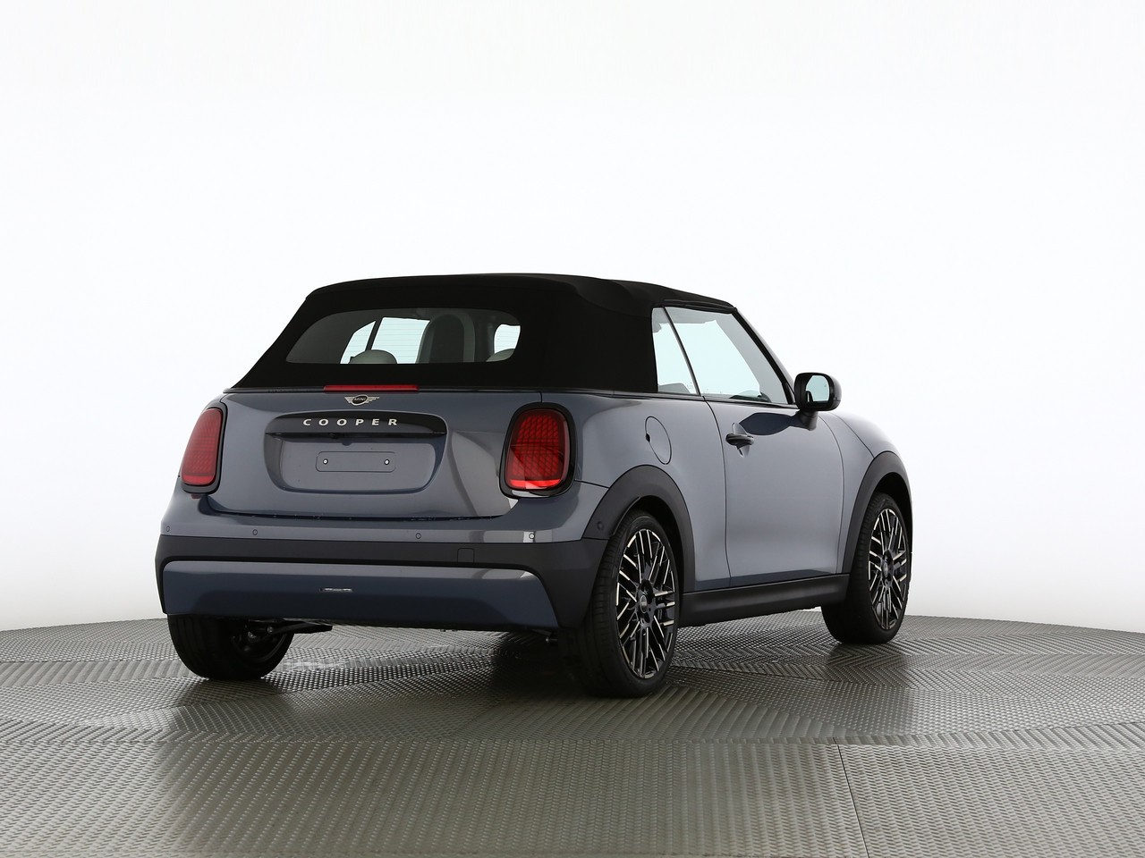 MINI Cooper C Cabriolet DKG-image-1