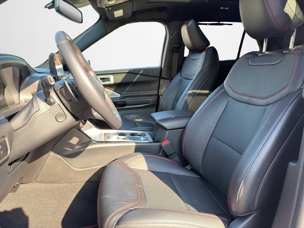FORD Explorer 3.0 V6 Plug-in Hybrid ST-Line-image-8