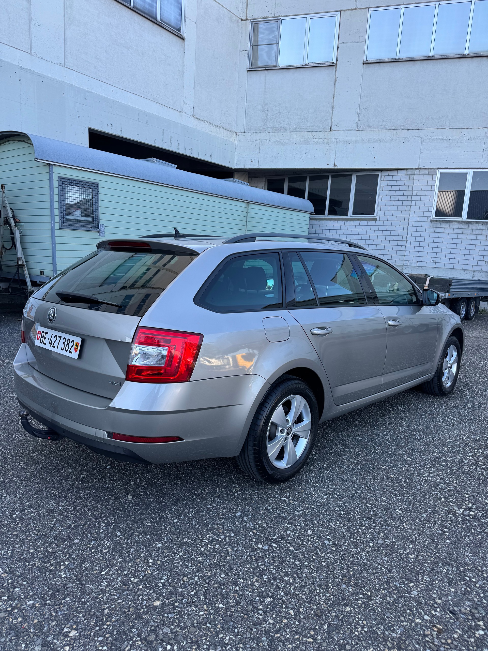 SKODA 2.0 TDI 184 Prag 4x4 DSG-image-5