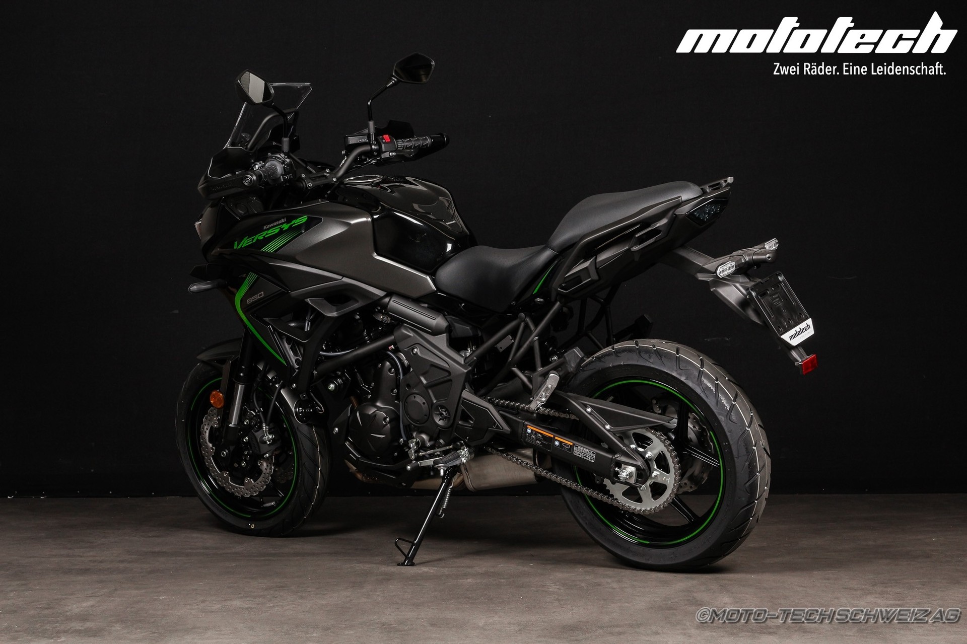 KAWASAKI Versys 650 (35kW)-showroom-element-2