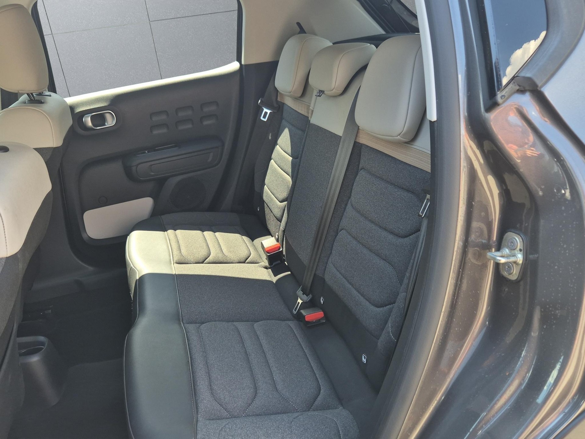 CITROEN C3 1.2 PureTech Shine-image-10