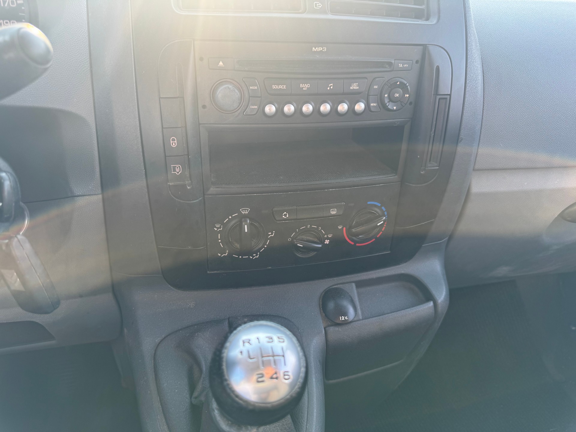 CITROEN Jumpy 2.0 HDi Komfort 12 L1H1-image-8