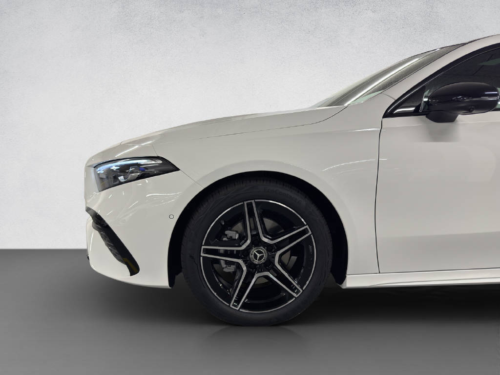 MERCEDES-BENZ A 200 AMG Line Night Star-image-6