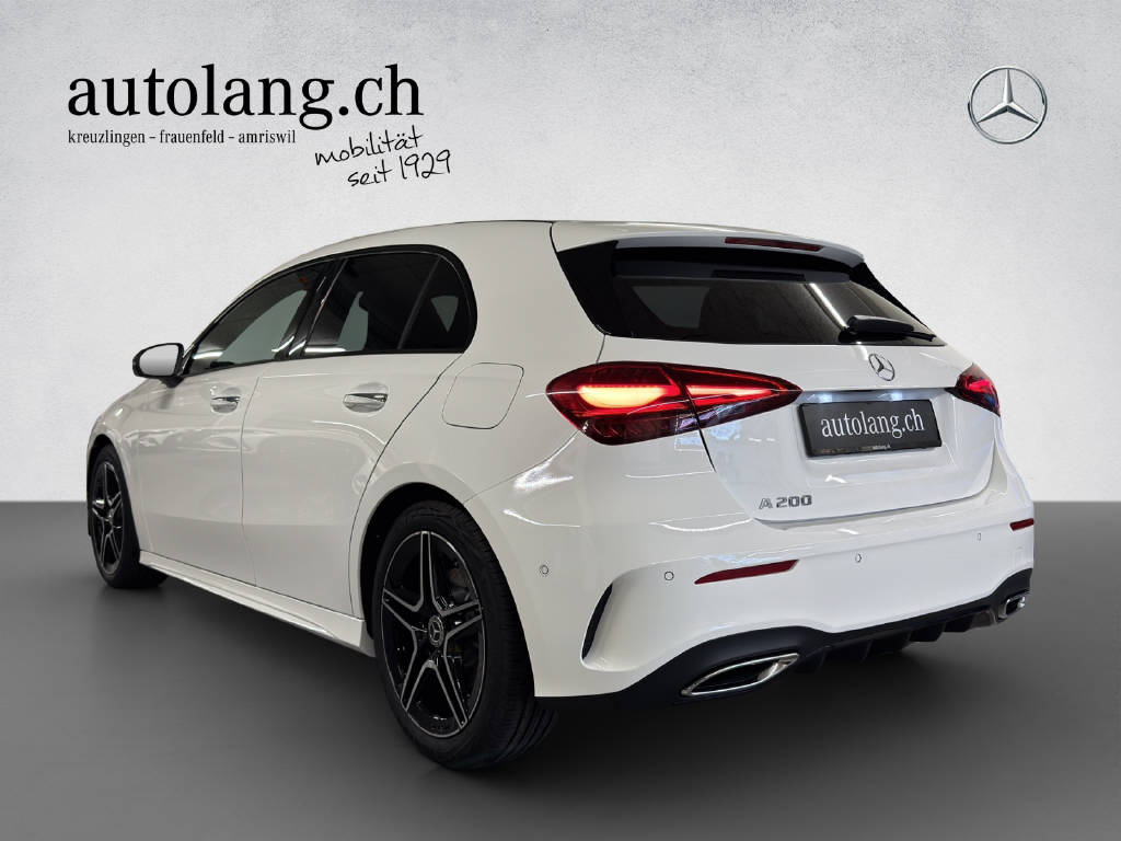 MERCEDES-BENZ A 200 AMG Line Night Star-showroom-element-2