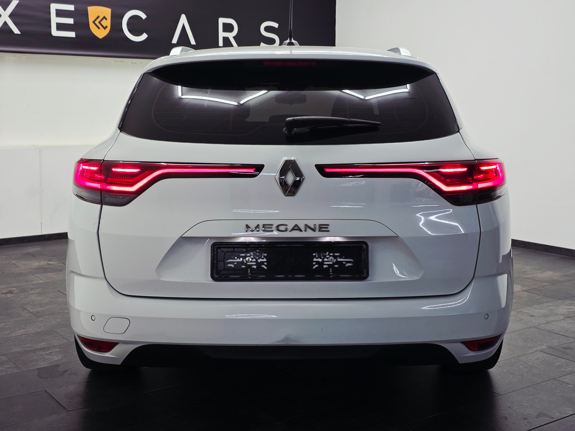 RENAULT Mégane FACELIFT Grandtour 1.5 dCi Business EDC*FRISCH MFK UND SERVICE*-image-6