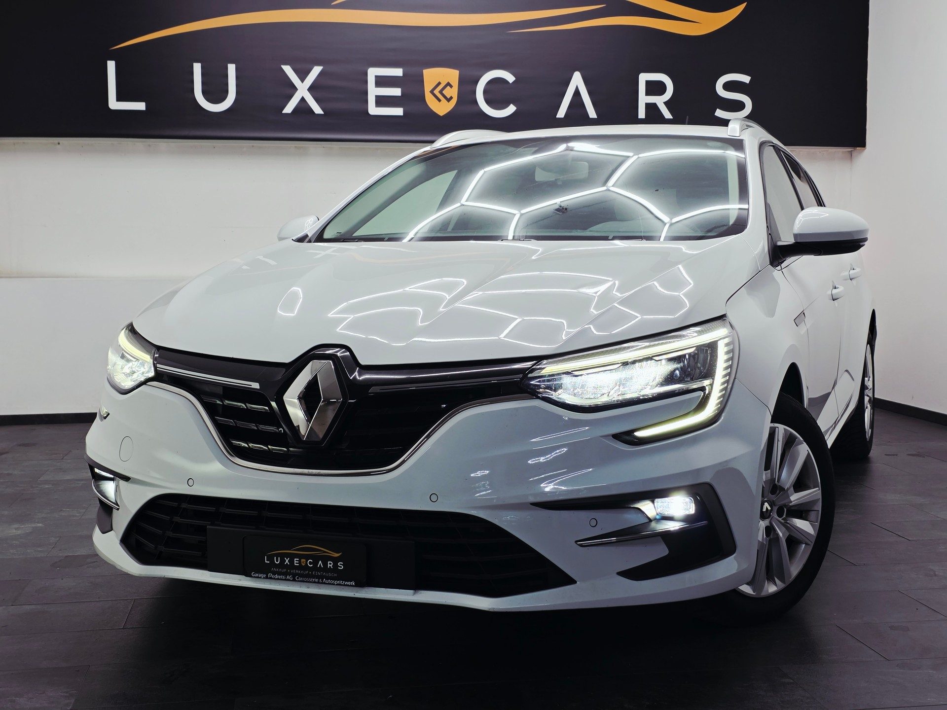RENAULT Mégane FACELIFT Grandtour 1.5 dCi Business EDC*FRISCH MFK UND SERVICE*-image-4
