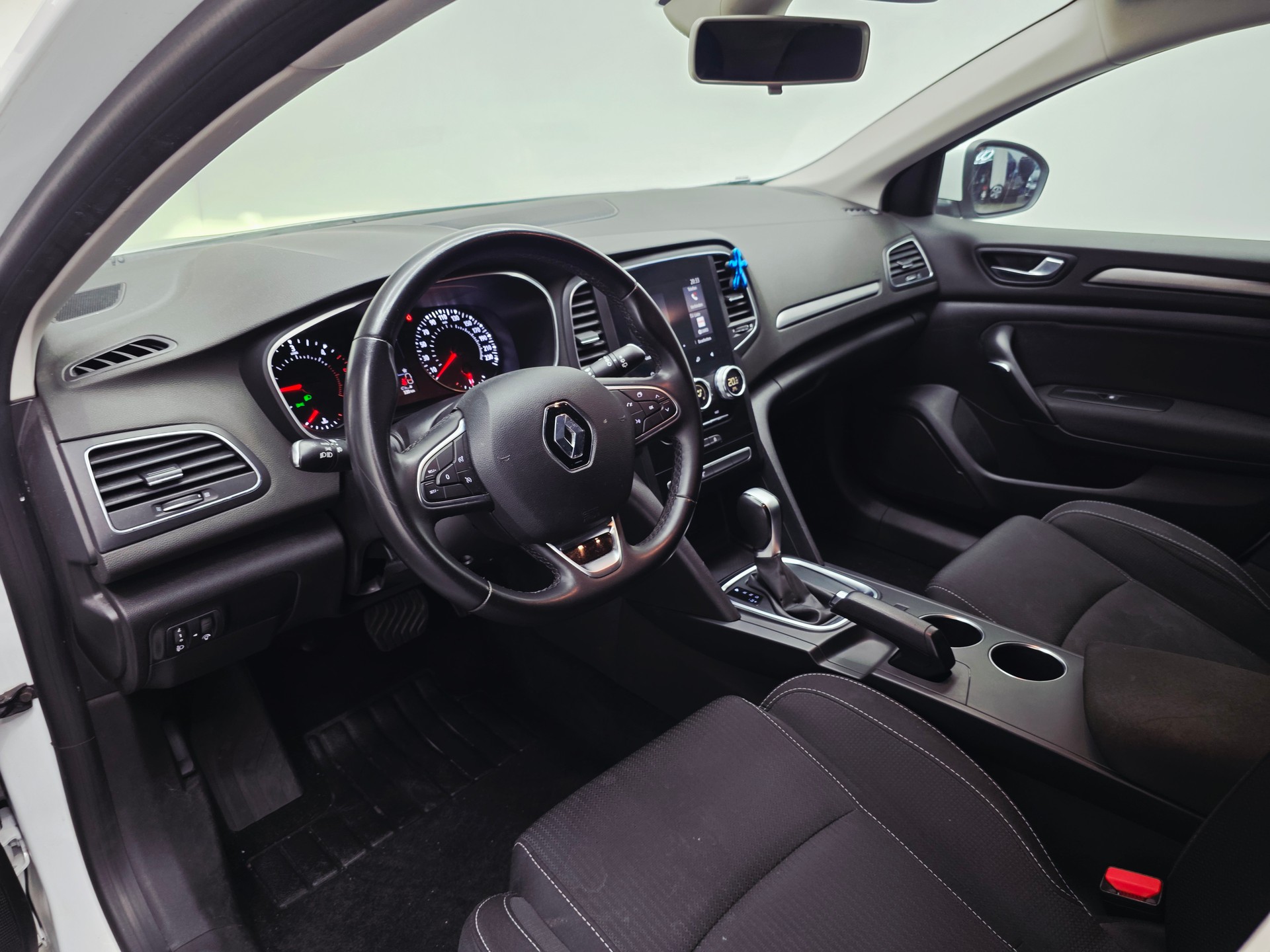 RENAULT Mégane FACELIFT Grandtour 1.5 dCi Business EDC*FRISCH MFK UND SERVICE*-image-9