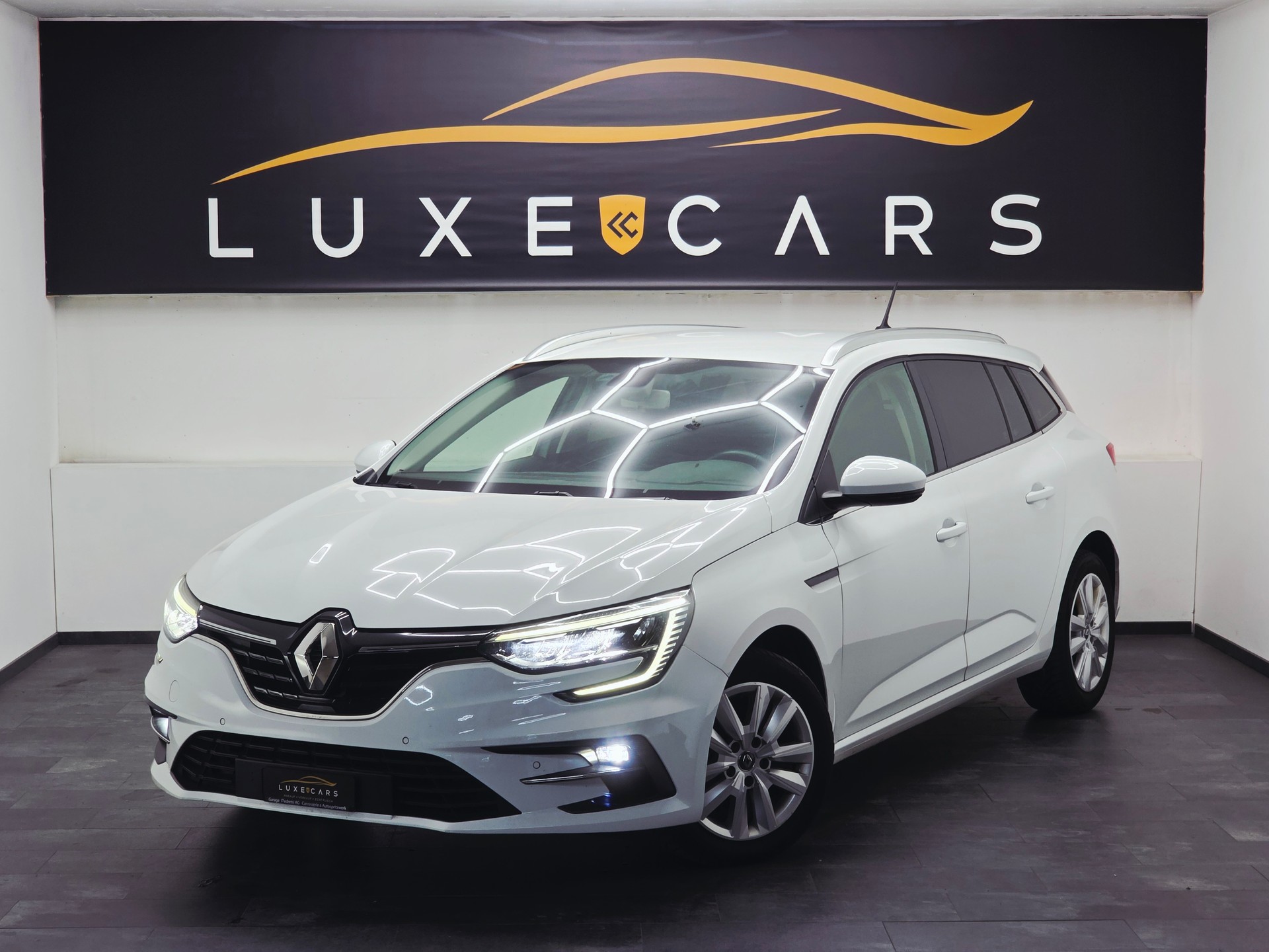 RENAULT Mégane FACELIFT Grandtour 1.5 dCi Business EDC*FRISCH MFK UND SERVICE*-image-0