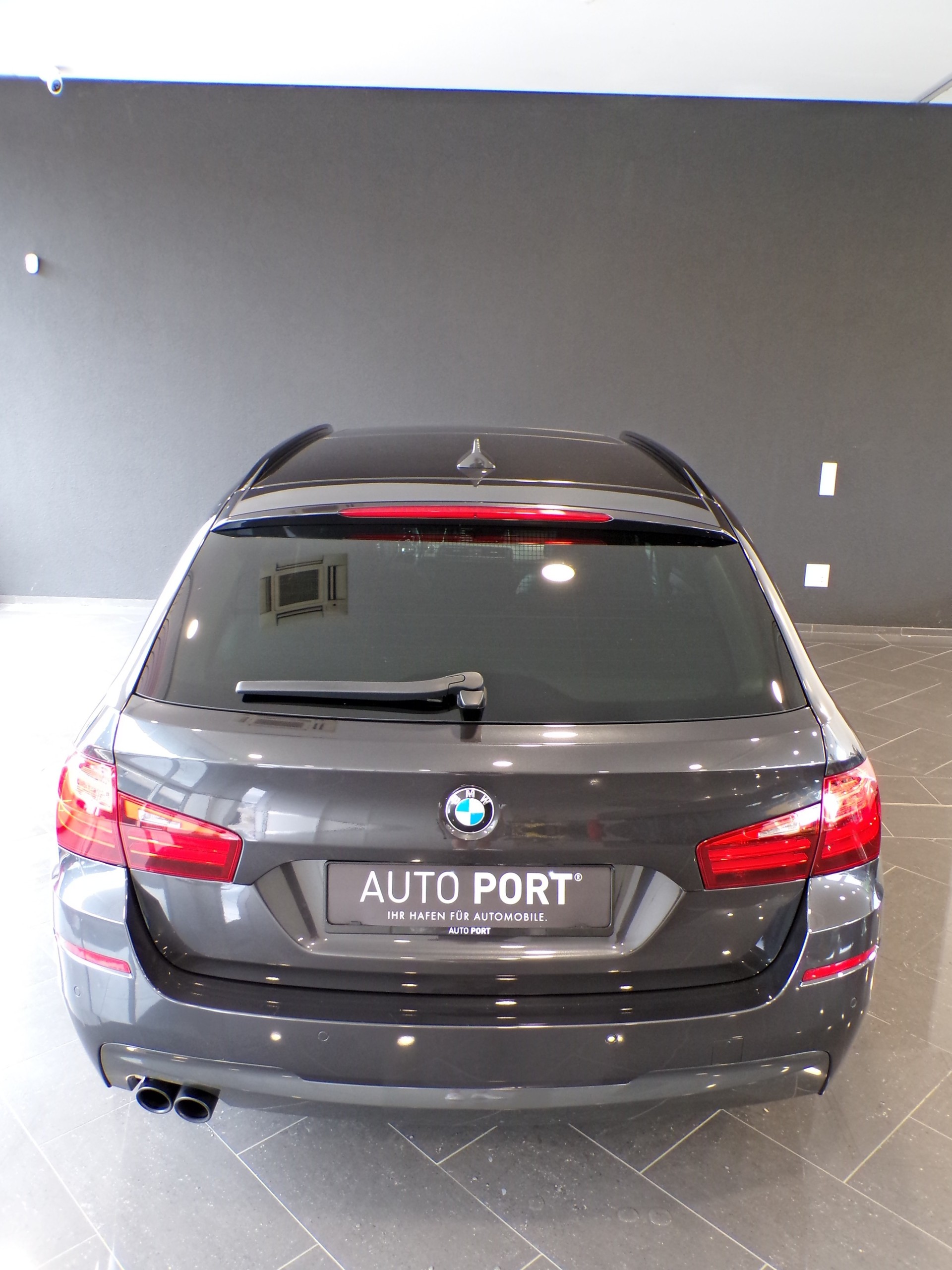 BMW 530d Touring xDrive Steptronic-image-6