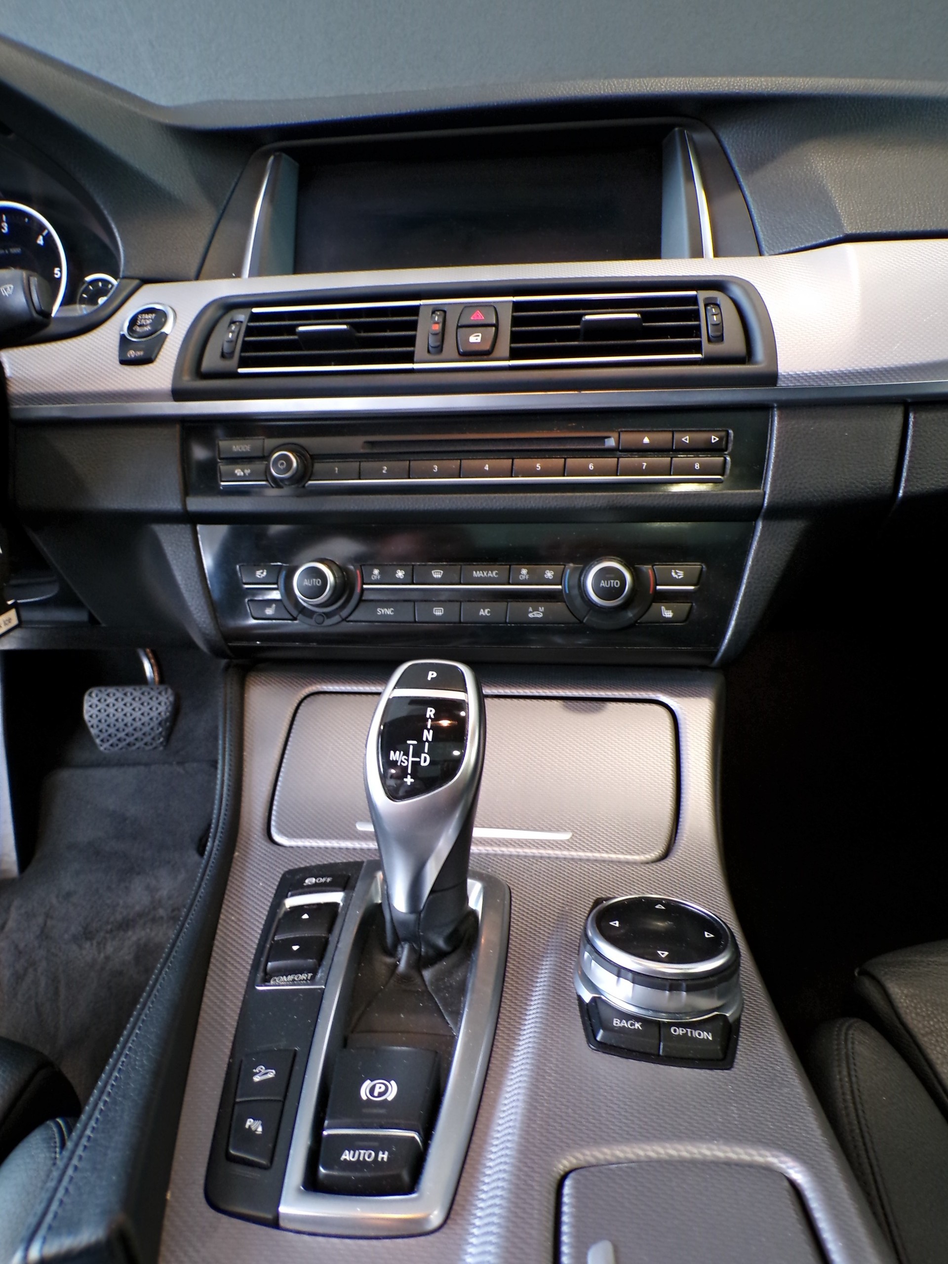 BMW 530d Touring xDrive Steptronic-image-13