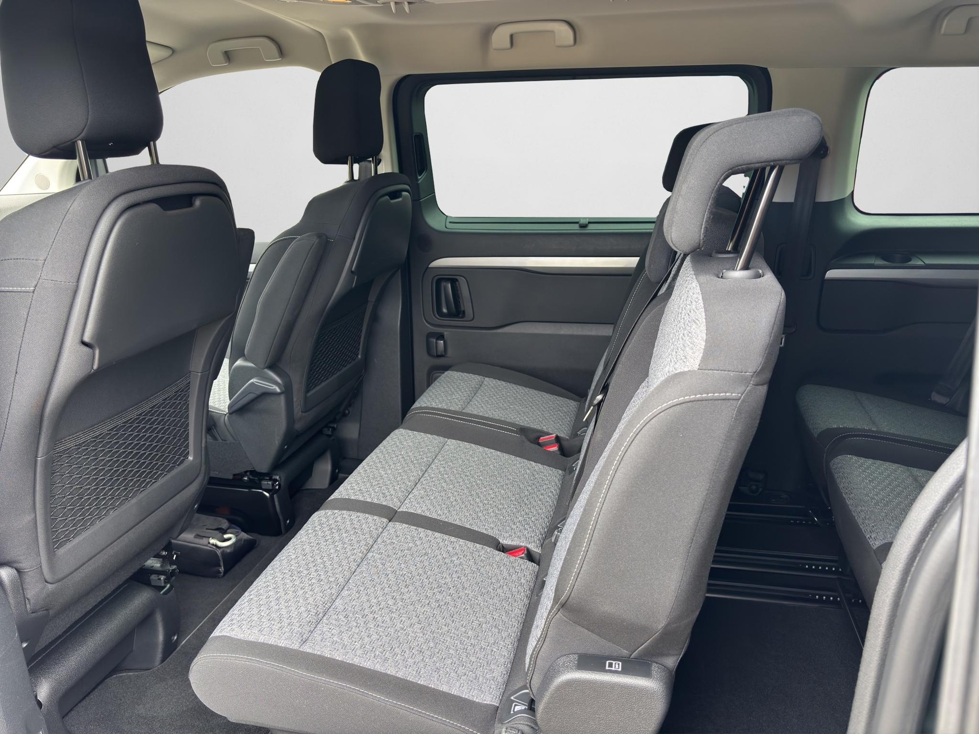 CITROEN Spacetourer M 2.2 BlueHDi 180 You S/S-image-14
