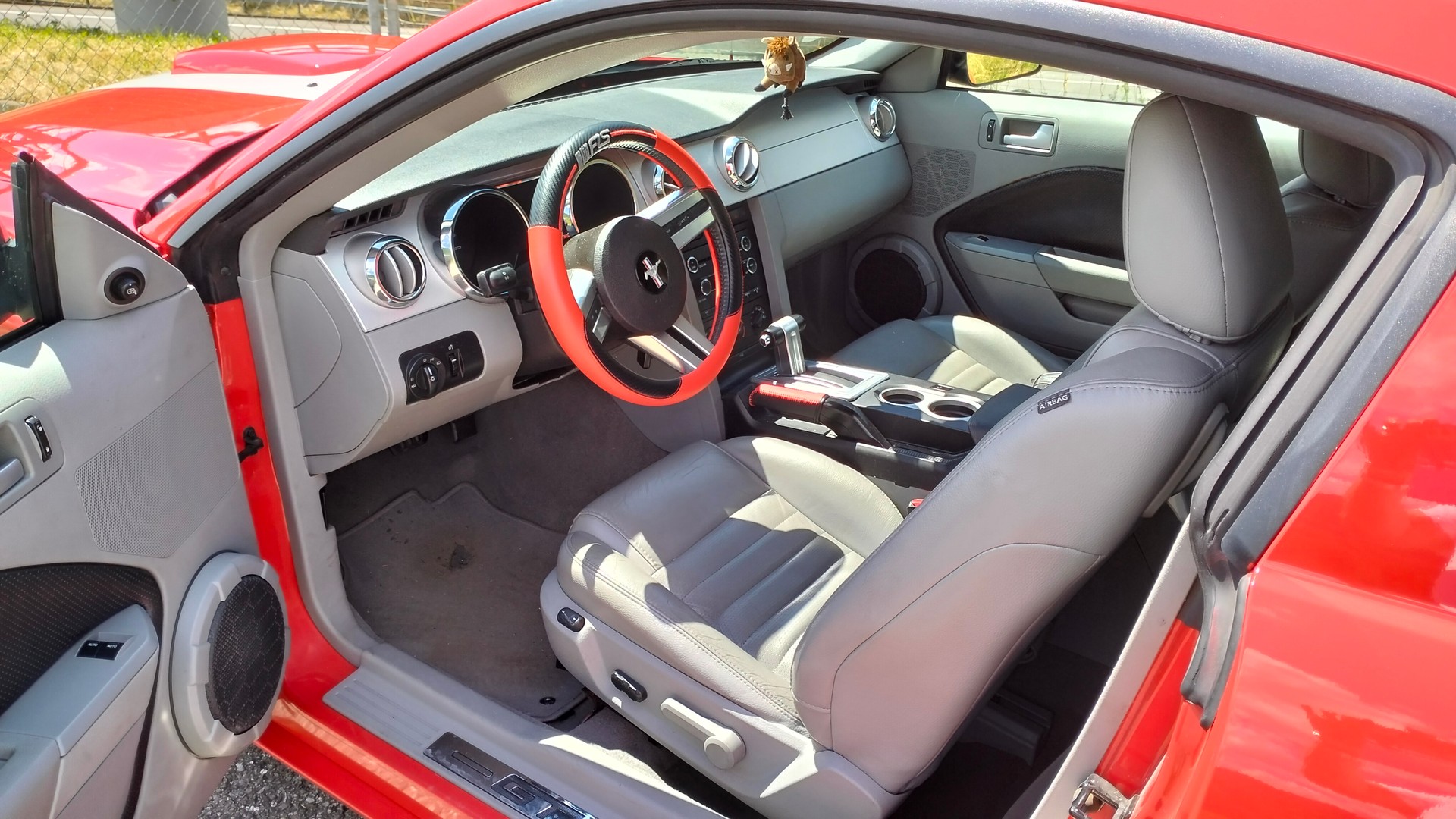 FORD 4.6 V8 Premium-image-2