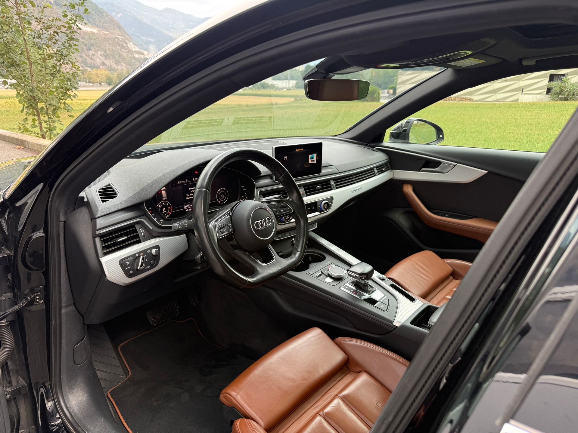 AUDI A4 Avant 3.0 TDI Design quattro S-tronic-image-4